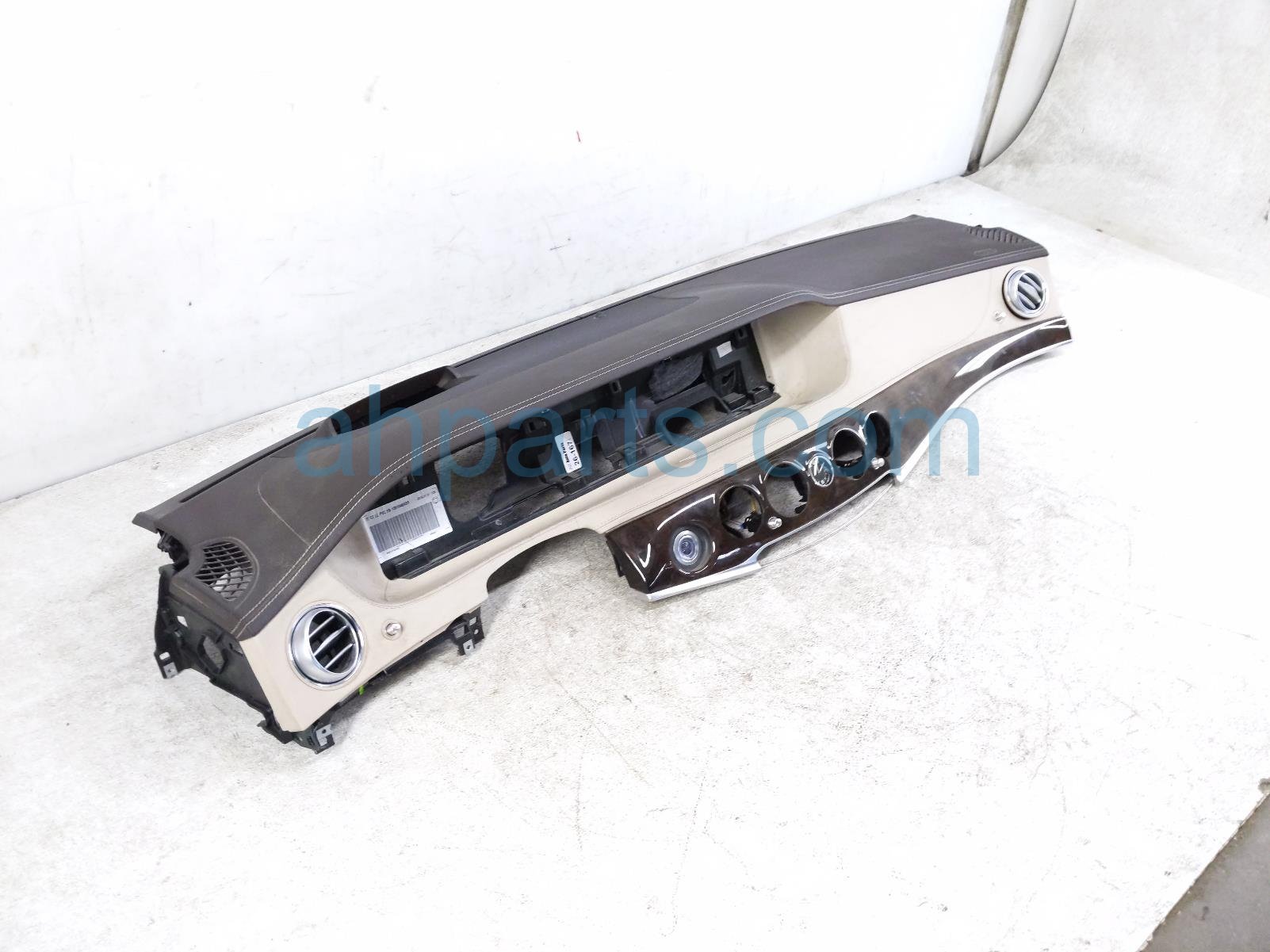2020 Mercedes S560 Dashboard W/ Airbag Tan 217 680 93 01 1B55 Replacement 2020 Mercedes S560 Dashboard W/ Airbag Tan 217 680 93 01 1B55 Replacement thumbnail
