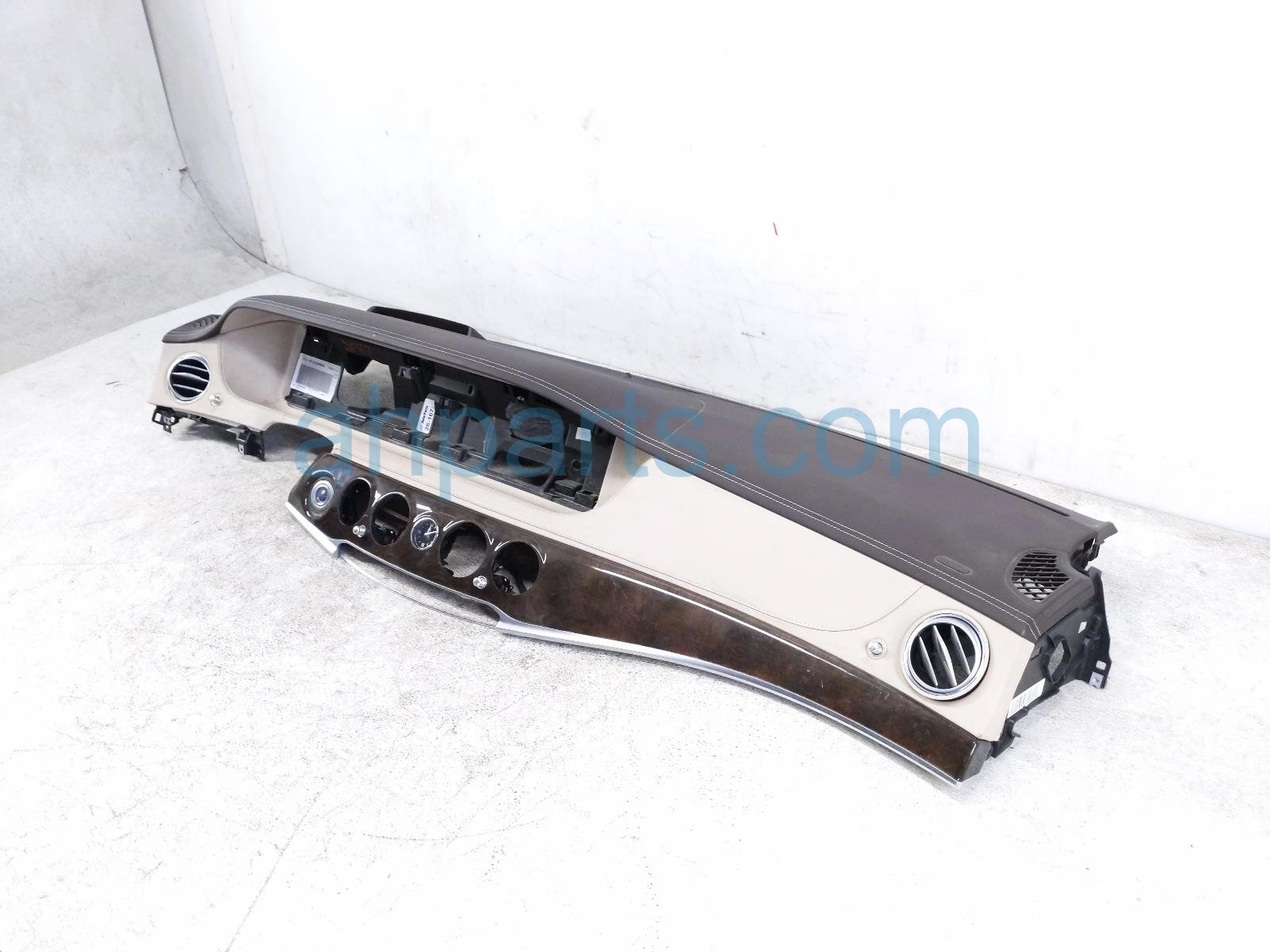 2020 Mercedes S560 Dashboard W/ Airbag Tan 217 680 93 01 1B55 Replacement 2020 Mercedes S560 Dashboard W/ Airbag Tan 217 680 93 01 1B55 Replacement thumbnail