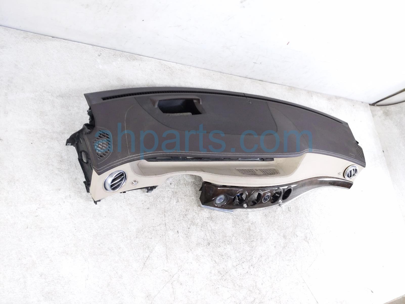 2020 Mercedes S560 Dashboard W/ Airbag Tan 217 680 93 01 1B55 Replacement 2020 Mercedes S560 Dashboard W/ Airbag Tan 217 680 93 01 1B55 Replacement thumbnail