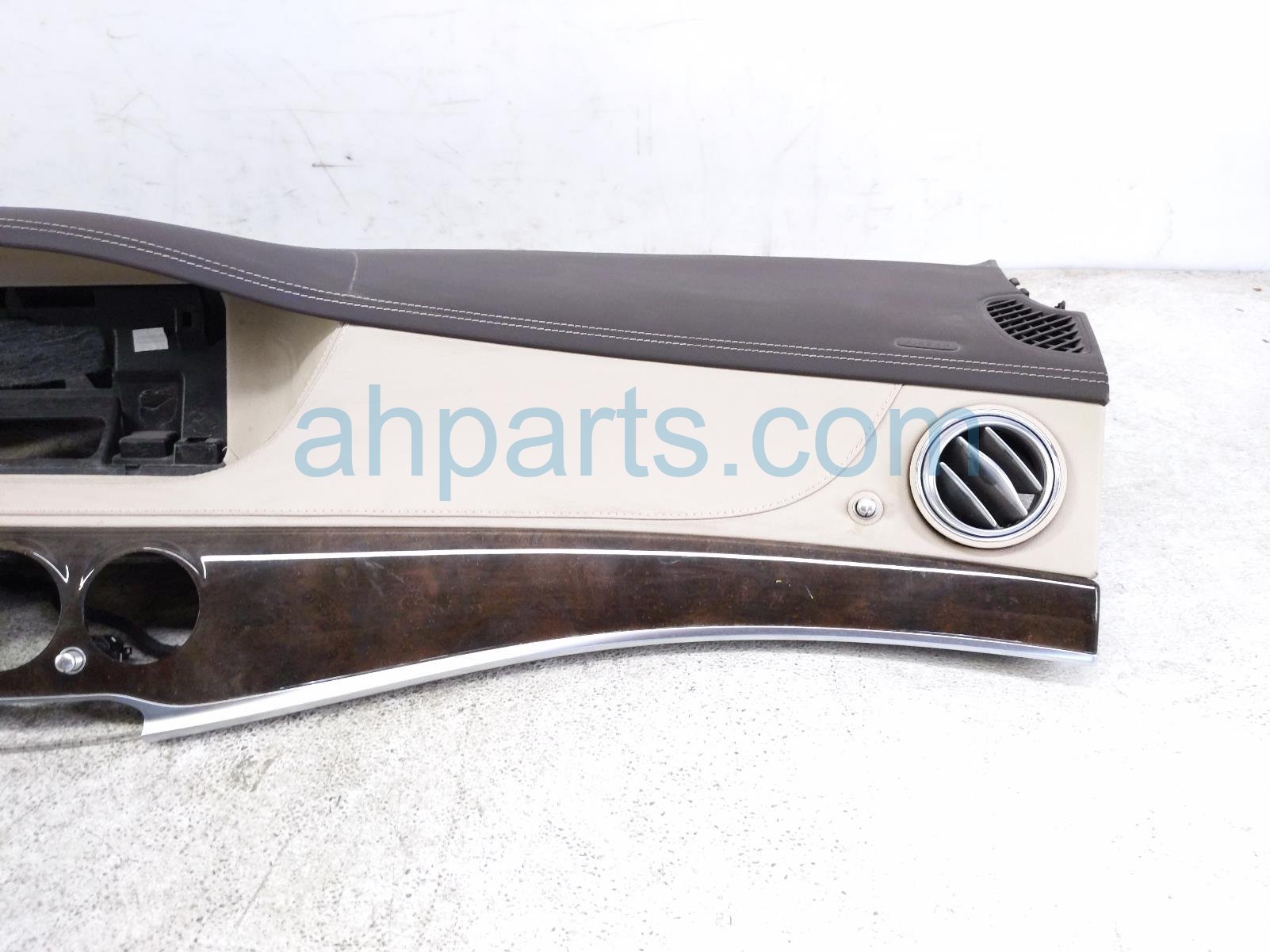 2020 Mercedes S560 Dashboard W/ Airbag Tan 217 680 93 01 1B55 Replacement 2020 Mercedes S560 Dashboard W/ Airbag Tan 217 680 93 01 1B55 Replacement thumbnail