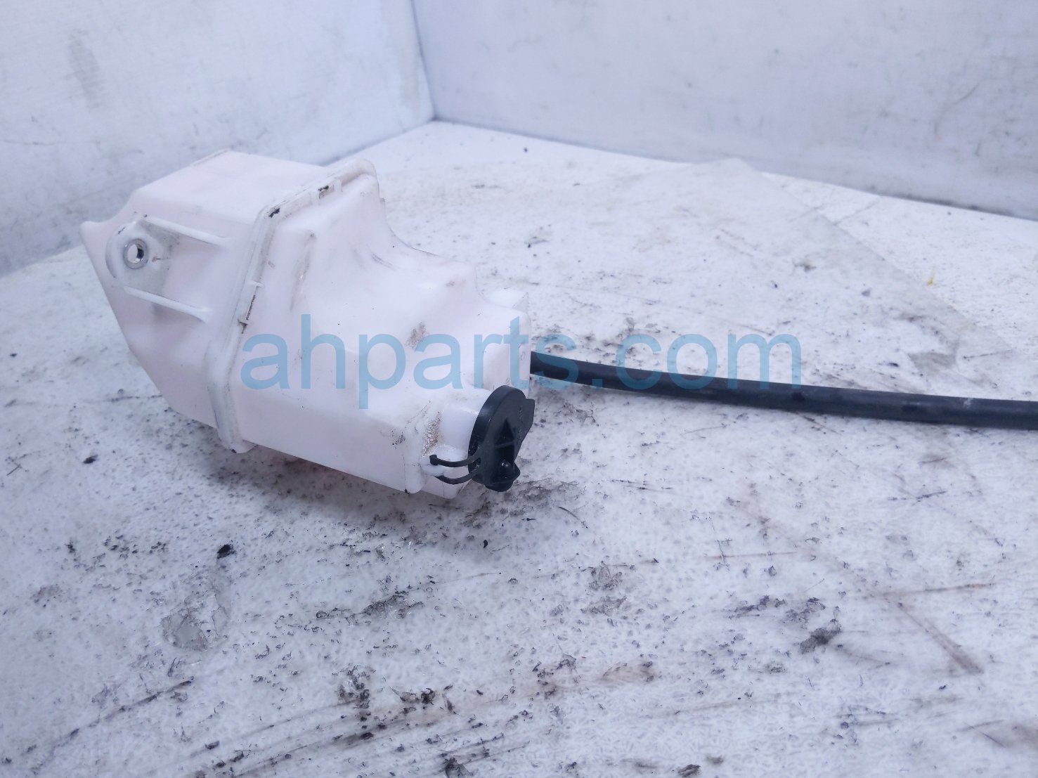 2024 Toyota Rav 4 Coolant Overflow Reservoir Tank 16470 F0020 Replacement 2024 Toyota Rav 4 Coolant Overflow Reservoir Tank 16470 F0020 Replacement thumbnail