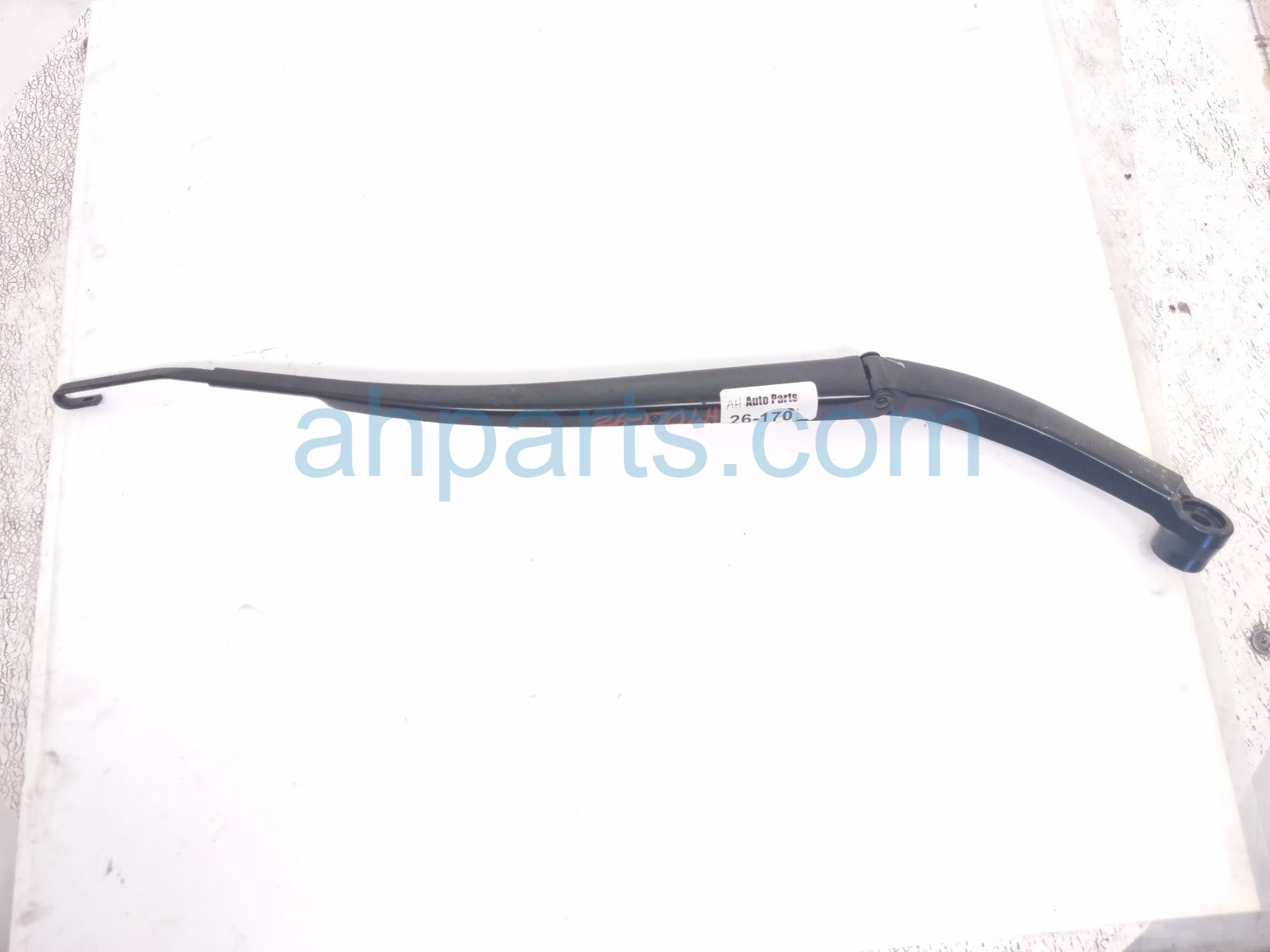 Toyota LH WINDSHIELD WIPER ARM