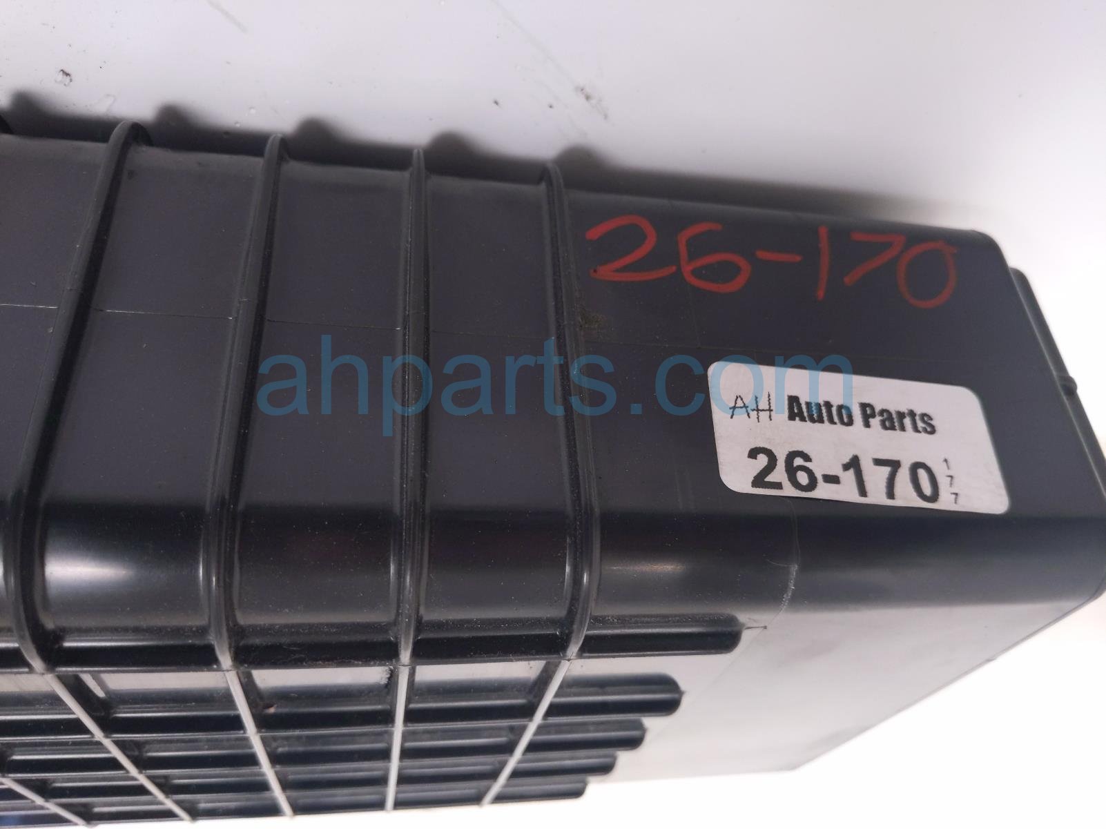 2024 Toyota Rav 4 Fuel Vapor Charcoal Canister Hyb 77740 06240 Replacement 2024 Toyota Rav 4 Fuel Vapor Charcoal Canister Hyb 77740 06240 Replacement thumbnail