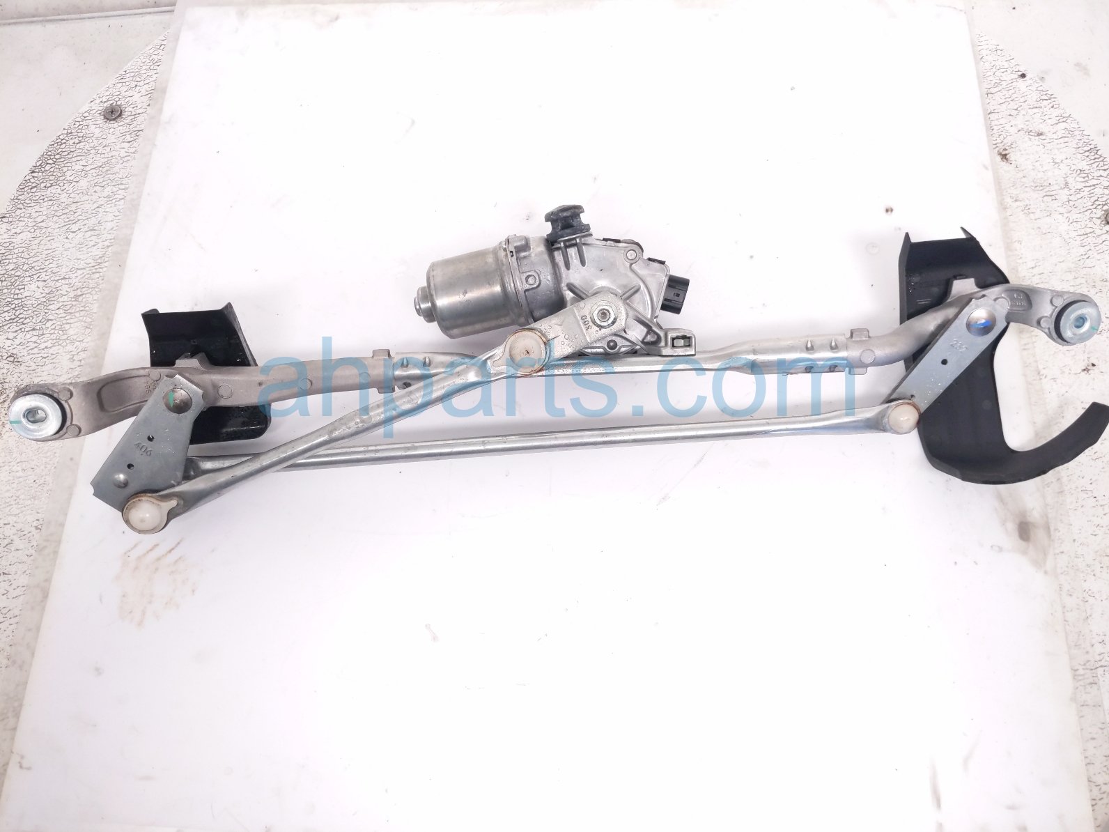 2024 Toyota Rav 4 Front Arms Frt Windshield Wiper Motor & Linkage 85110 0R070 Replacement 2024 Toyota Rav 4 Front Arms Frt Windshield Wiper Motor & Linkage 85110 0R070 Replacement thumbnail