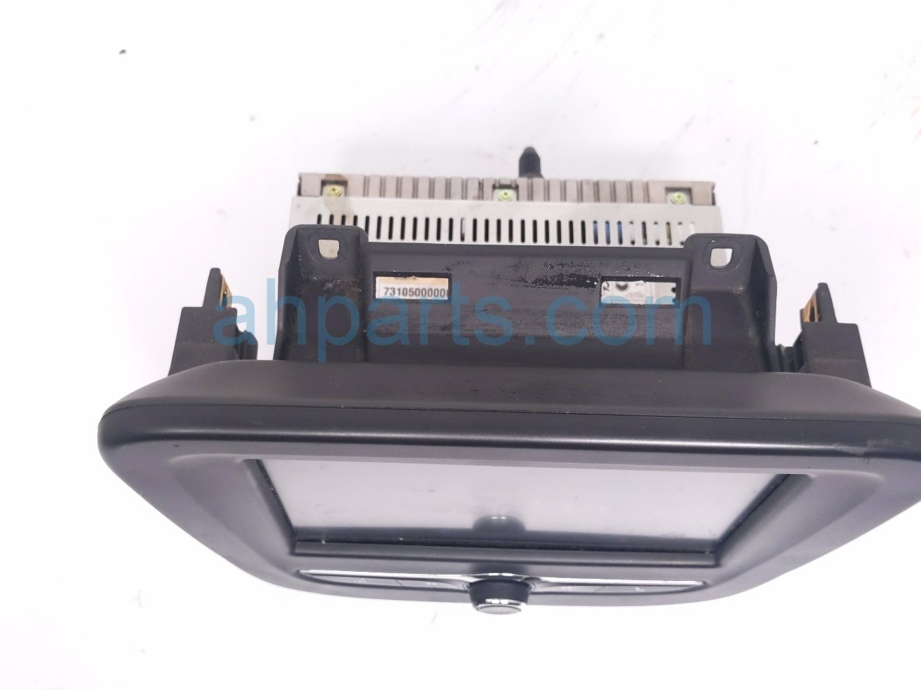 RADIO RECEIVER & DISPLAY SCREEN
