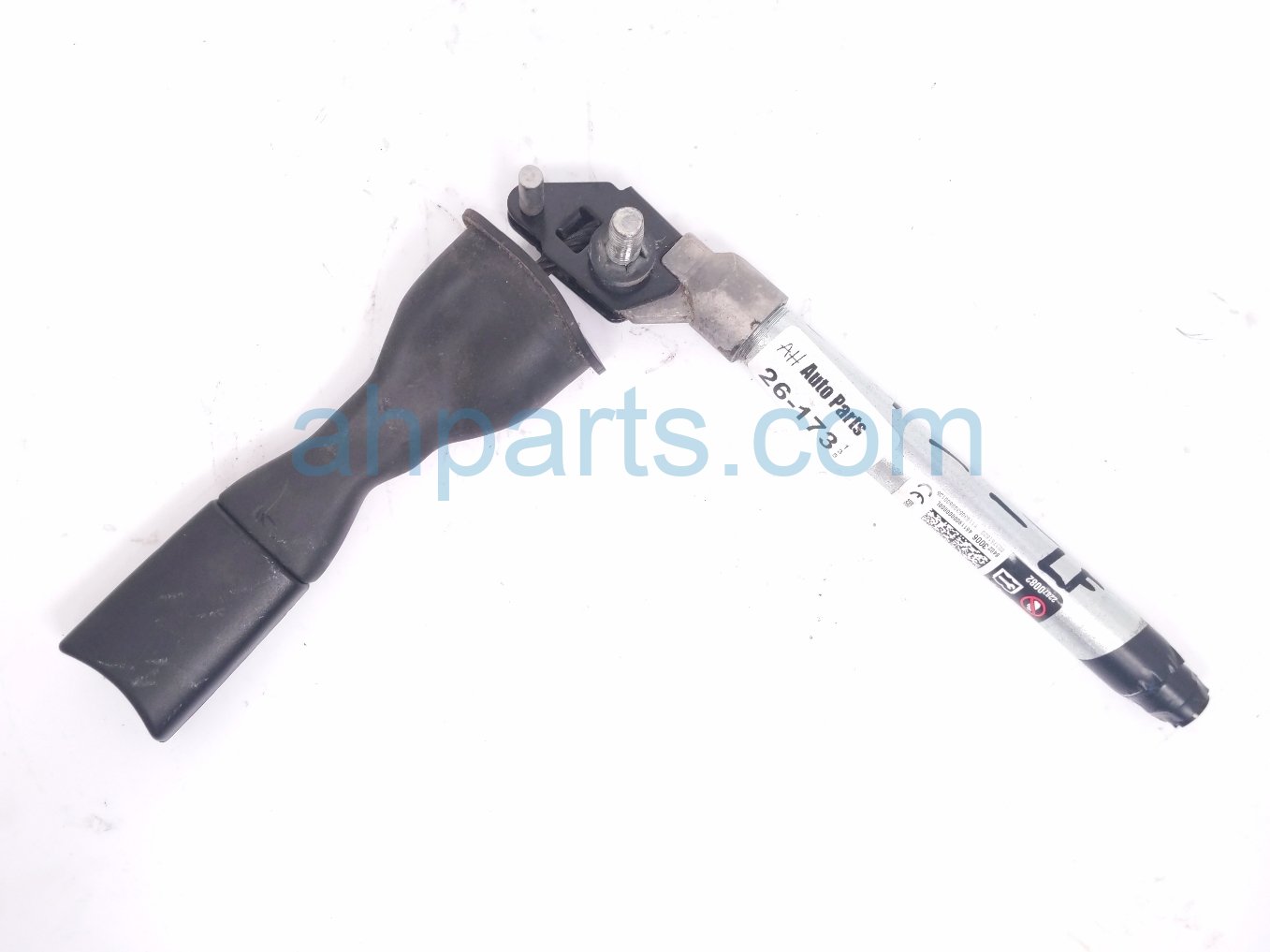 Front driver BUCKLE W/PRETENSIONER - BLACK