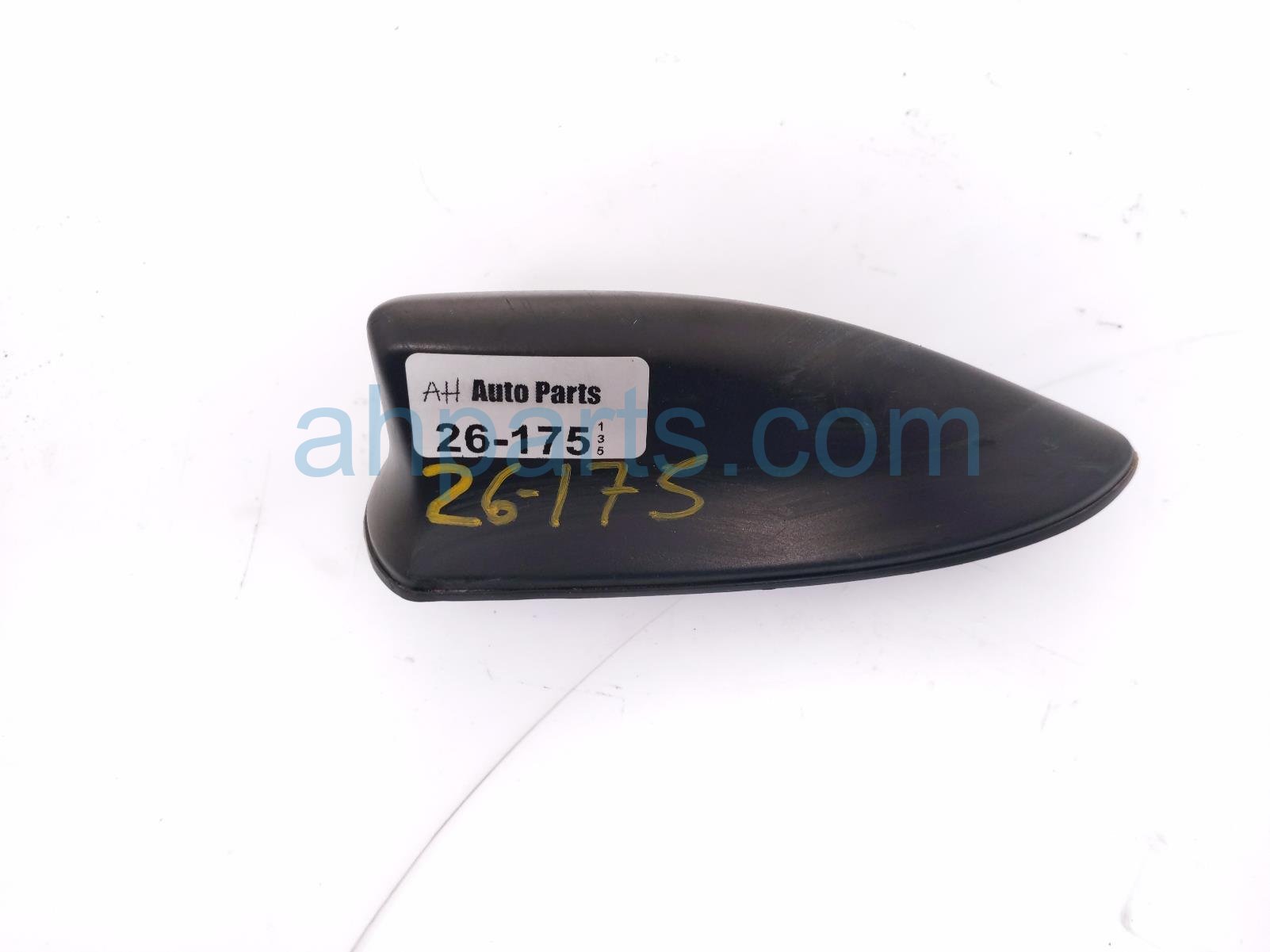 Toyota ANTENNA - ROOF MTD - SHARK FIN BLK
