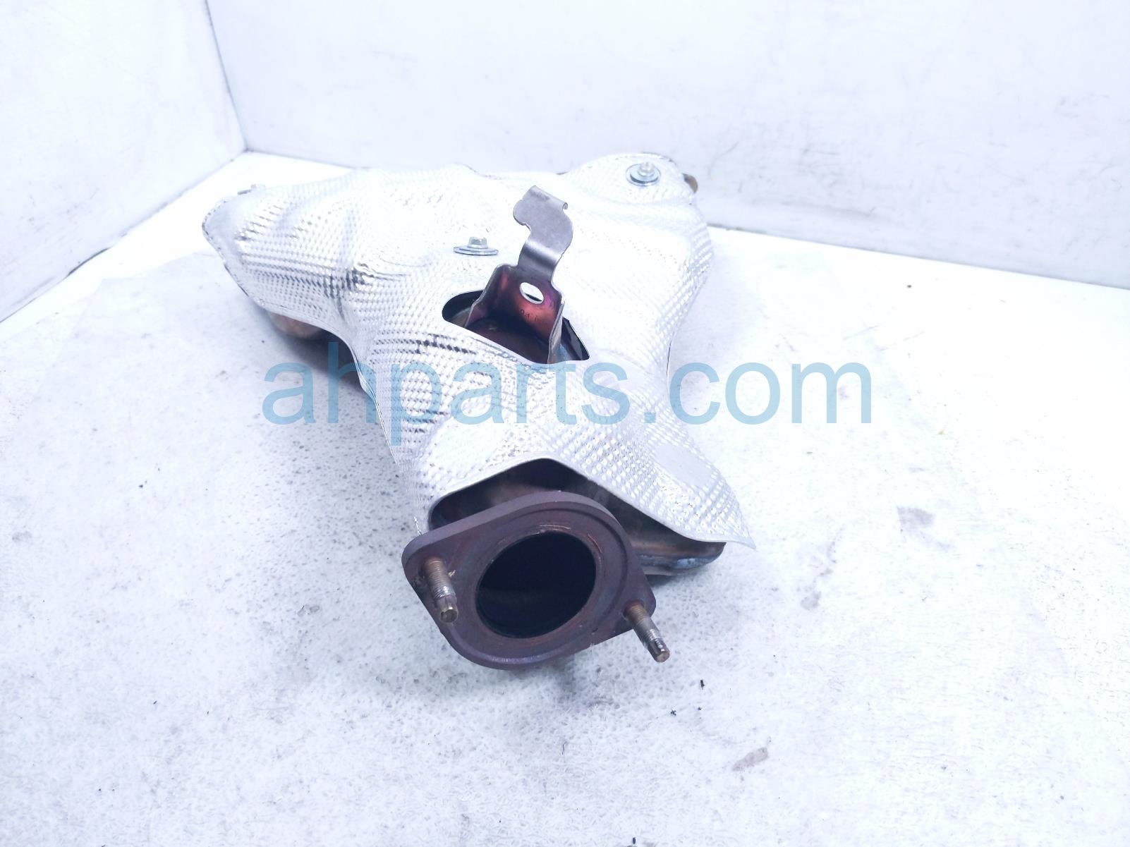 2024 Toyota Rav 4 Catalytic Exhaust Manifold W/conv 2.5l Awd 17141 F0110 Replacement 2024 Toyota Rav 4 Catalytic Exhaust Manifold W/conv 2.5l Awd 17141 F0110 Replacement thumbnail