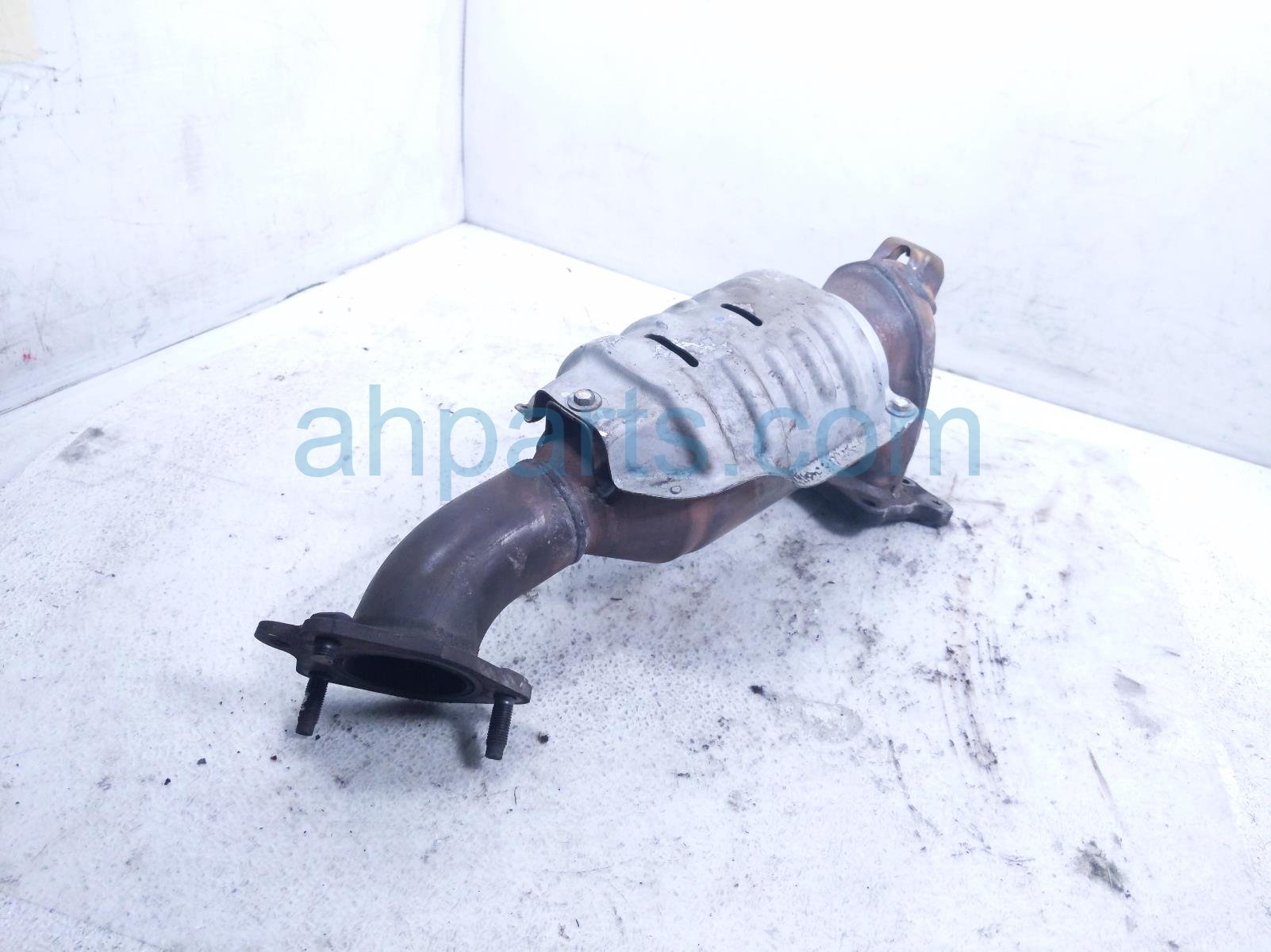 2017 Honda Accord Catalytic Exhaust Manifold 2.4l At Ca 18190 5A2 A10 Replacement 2017 Honda Accord Catalytic Exhaust Manifold 2.4l At Ca 18190 5A2 A10 Replacement thumbnail