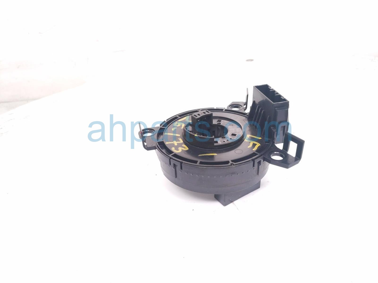 2017 Chevy Malibu Clock Spring Reel Assy Lt 39063118 Replacement 2017 Chevy Malibu Clock Spring Reel Assy Lt 39063118 Replacement thumbnail