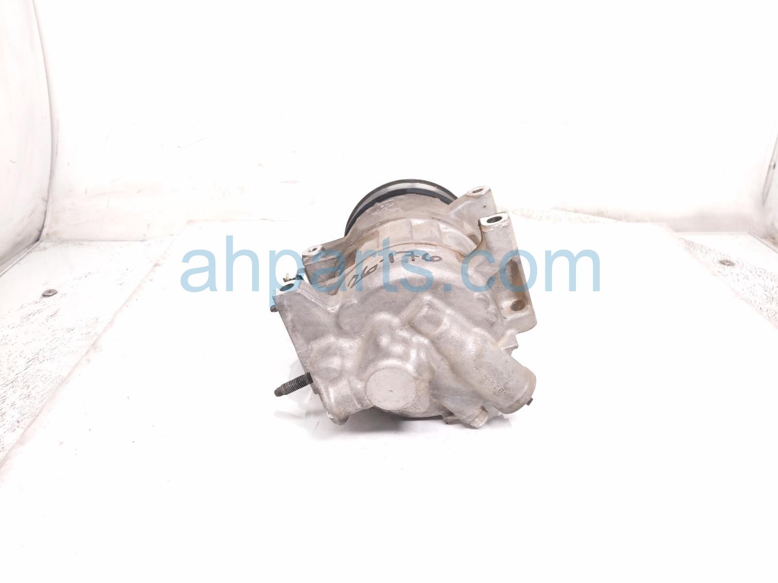 2019 Chrysler 300 Air + Clutch Ac Pump / Compressor 68160395AE Replacement 2019 Chrysler 300 Air + Clutch Ac Pump / Compressor 68160395AE Replacement thumbnail