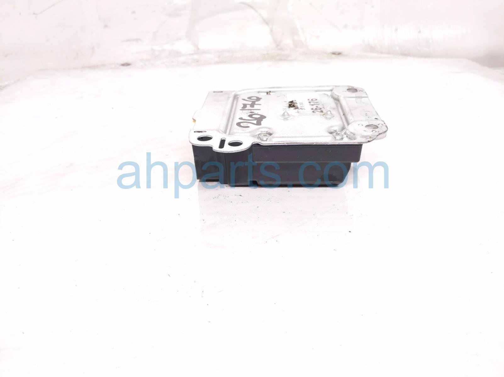 2019 Chrysler 300 Srs Airbag Computer 2 Blown Ab 68371752AA Replacement 2019 Chrysler 300 Srs Airbag Computer 2 Blown Ab 68371752AA Replacement thumbnail