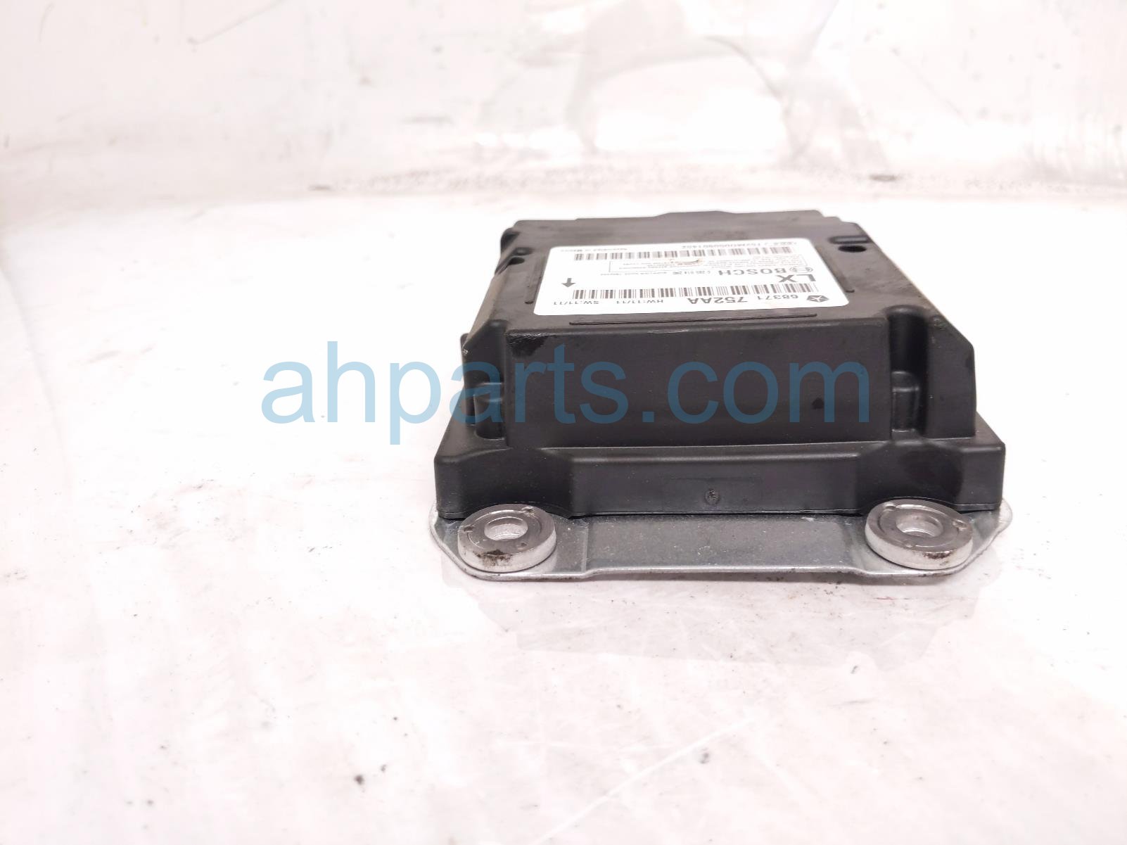 2019 Chrysler 300 Srs Airbag Computer 2 Blown Ab 68371752AA Replacement 2019 Chrysler 300 Srs Airbag Computer 2 Blown Ab 68371752AA Replacement thumbnail