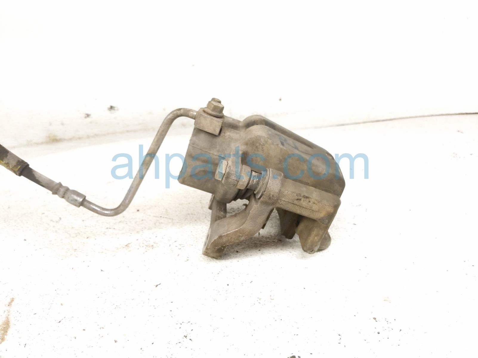 2019 Chrysler 300 Core Rear Driver Brake Caliper 68144271AA Replacement 2019 Chrysler 300 Core Rear Driver Brake Caliper 68144271AA Replacement thumbnail