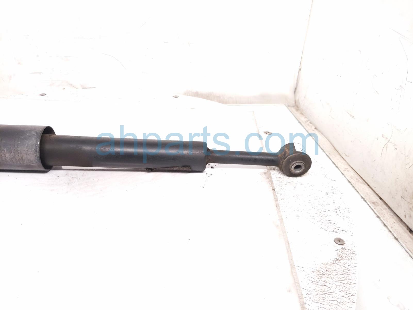 2019 Chrysler 300 Strut / Spring / Rear Passenger Shock Absorber 68072164AF Replacement 2019 Chrysler 300 Strut / Spring / Rear Passenger Shock Absorber 68072164AF Replacement thumbnail