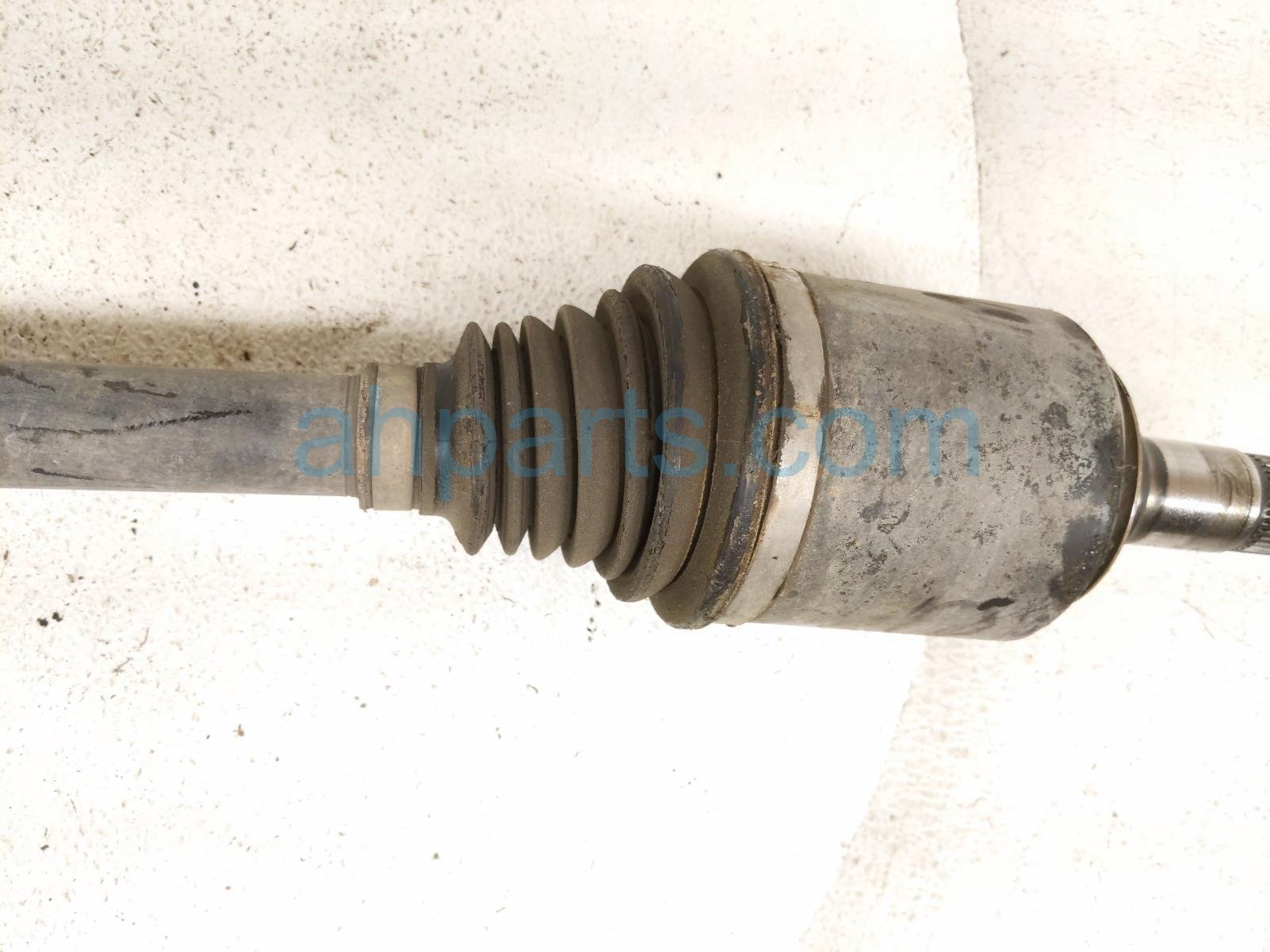 2019 Chrysler 300 Rear Passenger Cv Axle Drive Shaft 52123958AE Replacement 2019 Chrysler 300 Rear Passenger Cv Axle Drive Shaft 52123958AE Replacement thumbnail