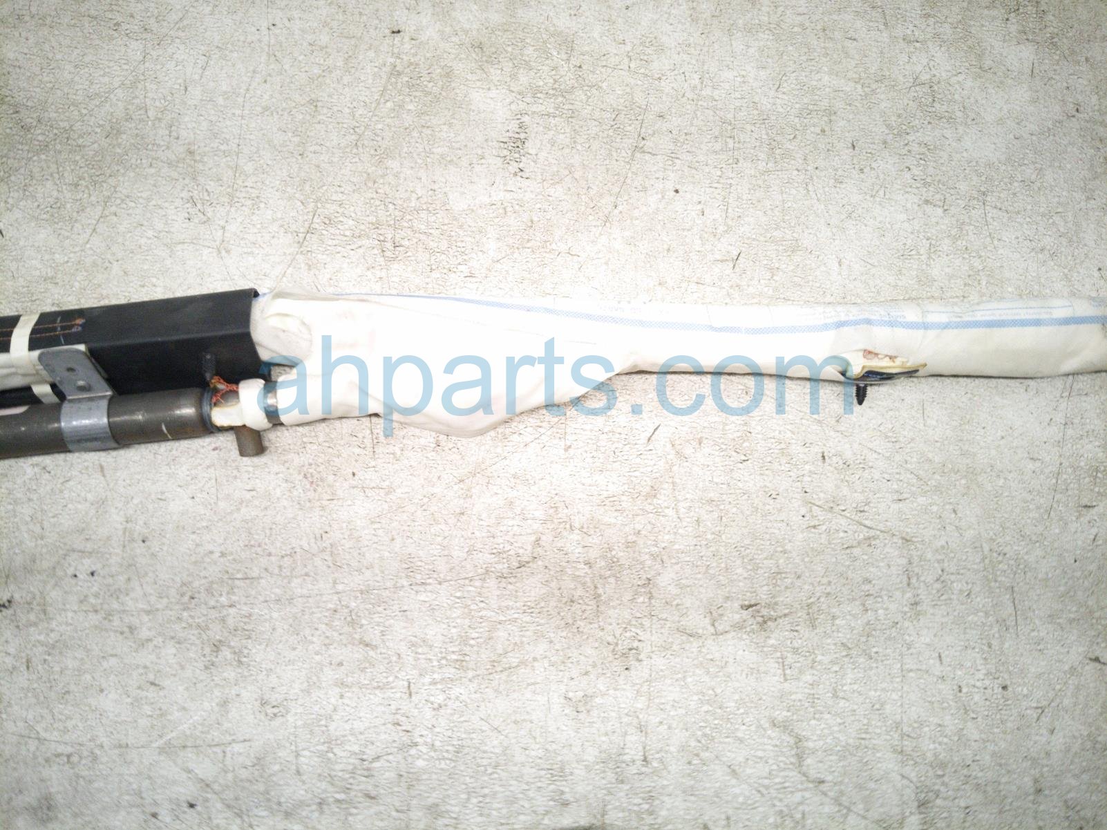 2019 Chrysler 300 Driver Roof Curtain Airbag 68222743AG Replacement 2019 Chrysler 300 Driver Roof Curtain Airbag 68222743AG Replacement thumbnail