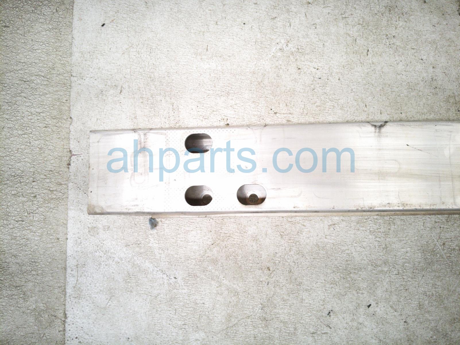 2019 Chrysler 300 Beam Rear Bumper Reinforcement Bar 68207359AB Replacement 2019 Chrysler 300 Beam Rear Bumper Reinforcement Bar 68207359AB Replacement thumbnail