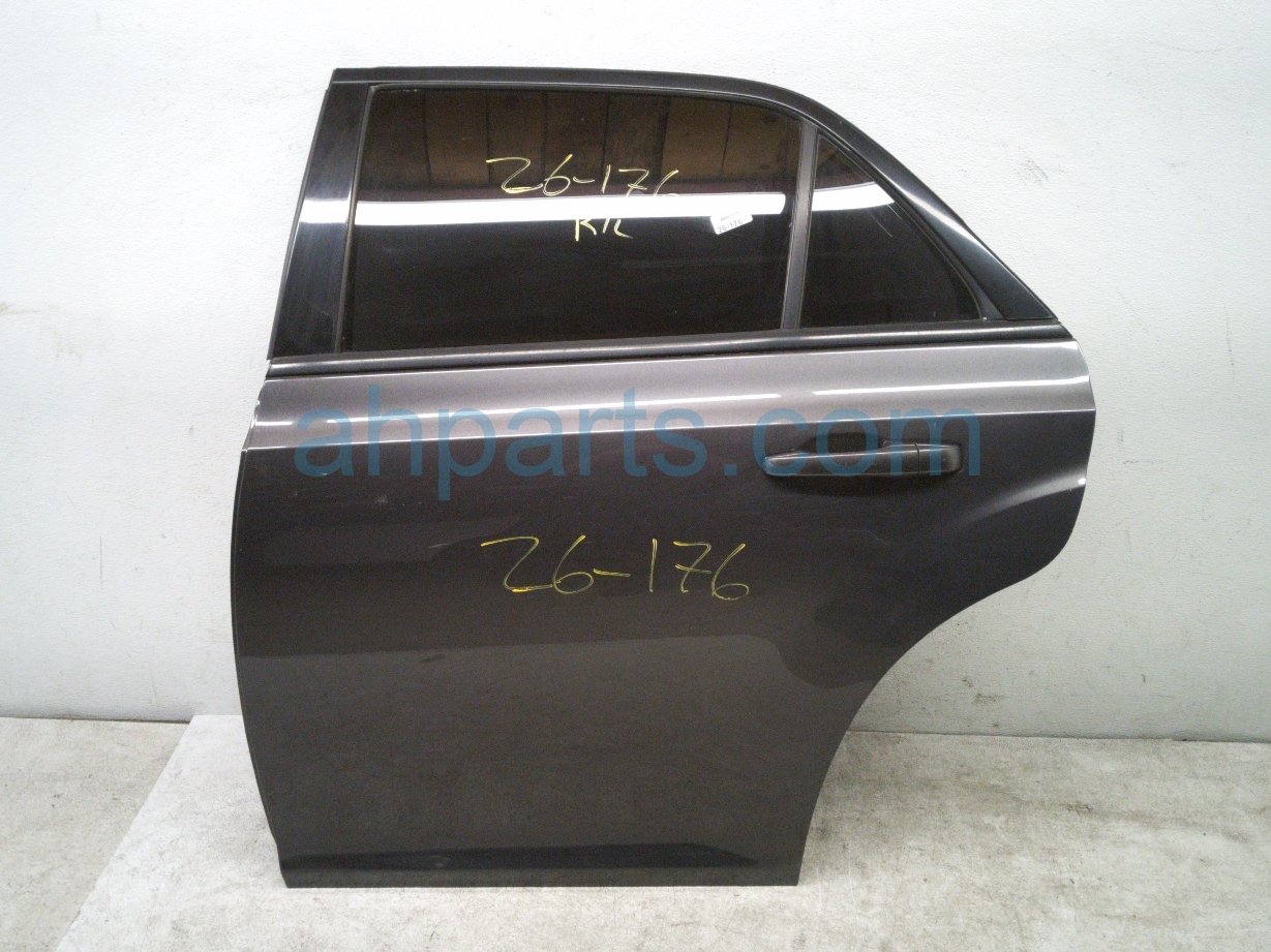 Chrysler RR/LH DOOR - GREY - NO INSIDE TRIM