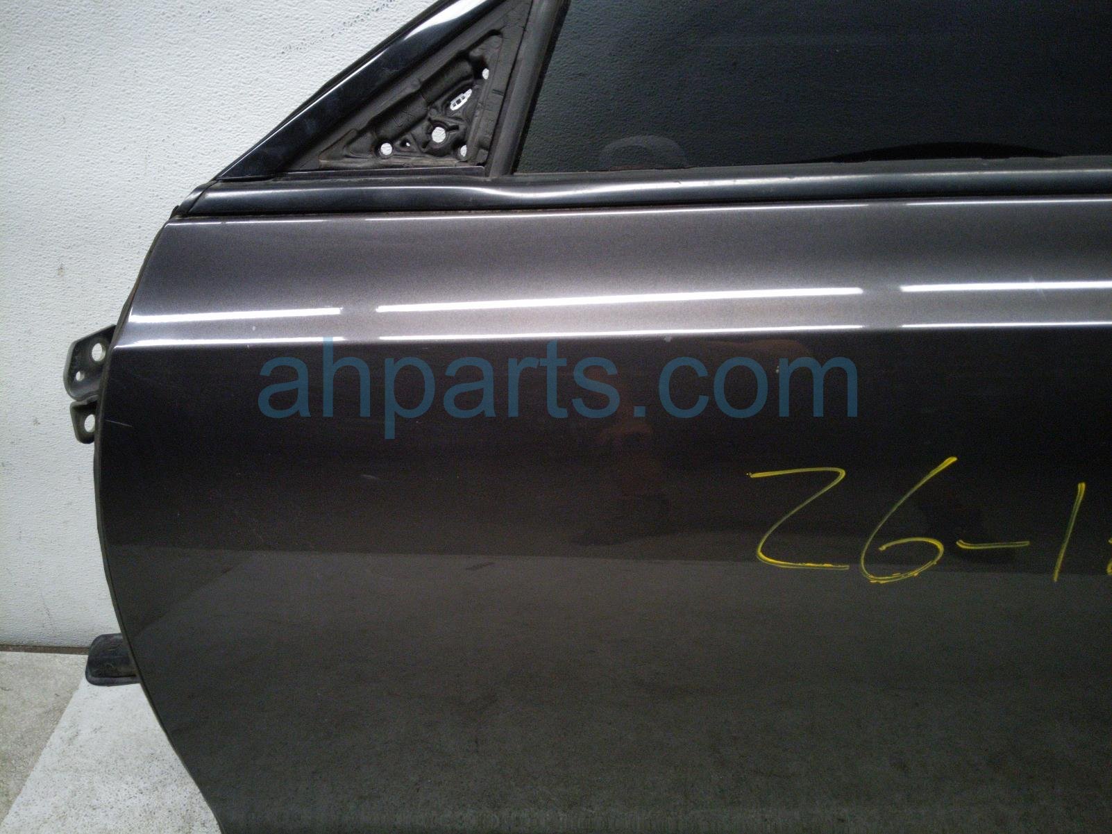 2019 Chrysler 300 Front Driver Door Grey No Mirror/trim 68660693AA Replacement 2019 Chrysler 300 Front Driver Door Grey No Mirror/trim 68660693AA Replacement thumbnail