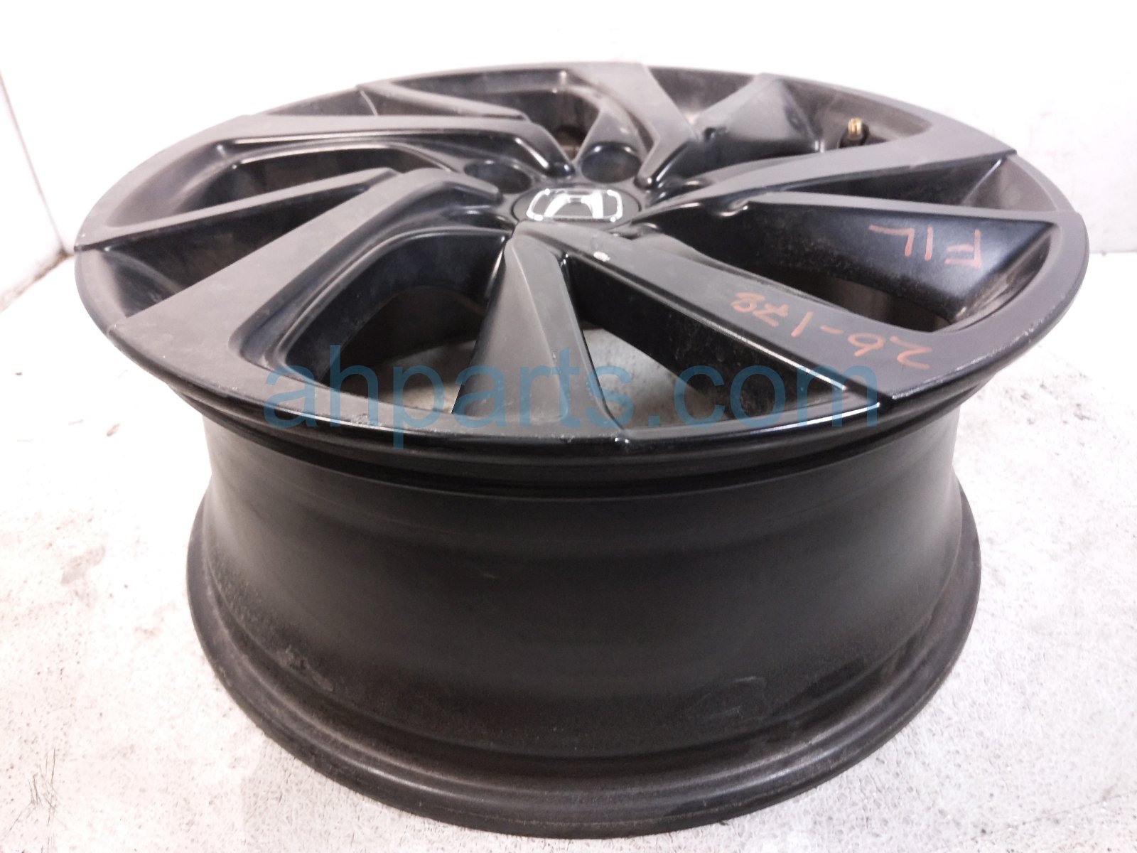 2022 Honda HR V Front Driver Wheel / Rim 42700 TFS EG1 Replacement 2022 Honda HR V Front Driver Wheel / Rim 42700 TFS EG1 Replacement thumbnail