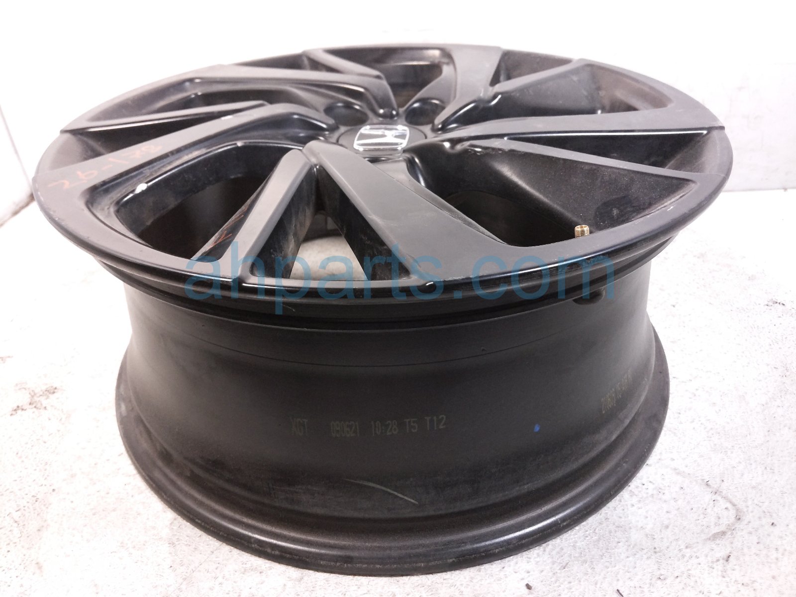 2022 Honda HR V Front Driver Wheel / Rim 42700 TFS EG1 Replacement 2022 Honda HR V Front Driver Wheel / Rim 42700 TFS EG1 Replacement thumbnail