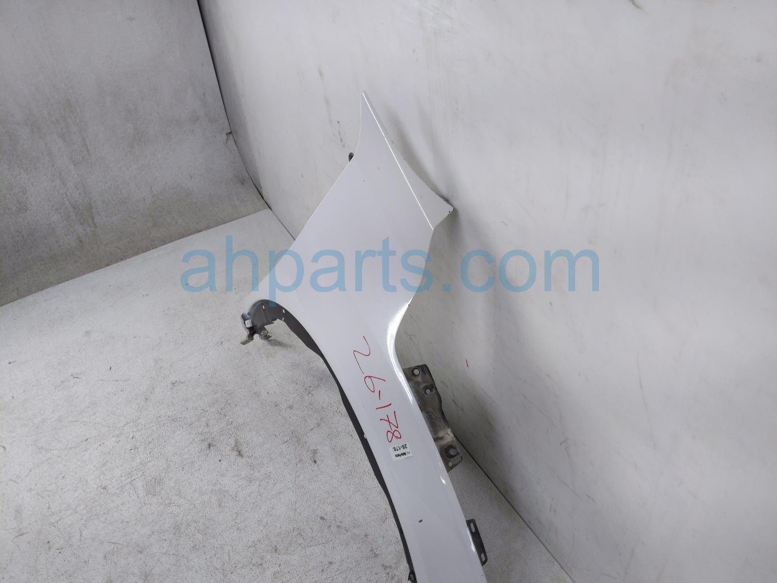 2022 Honda HR V Front Passenger Fender White Replacement 2022 Honda HR V Front Passenger Fender White Replacement thumbnail