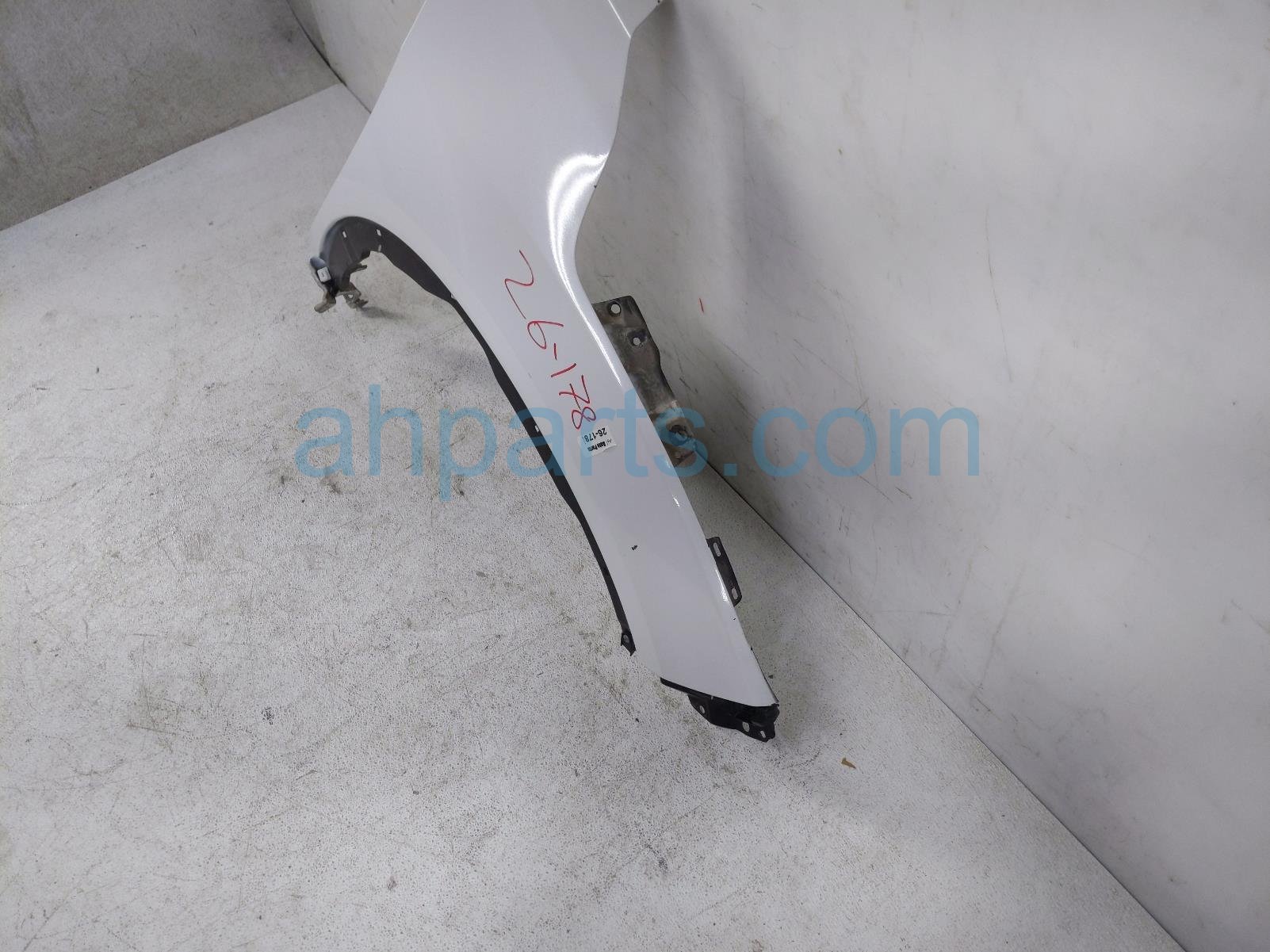 2022 Honda HR V Front Passenger Fender White Replacement 2022 Honda HR V Front Passenger Fender White Replacement thumbnail