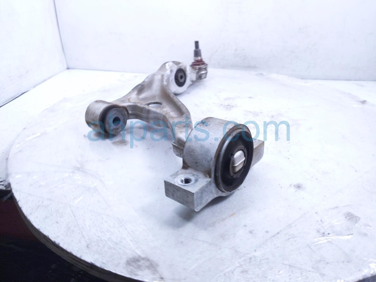 2021 Acura TLX Front Driver Lower Control Arm 51360 TGV A03 Replacement 2021 Acura TLX Front Driver Lower Control Arm 51360 TGV A03 Replacement thumbnail