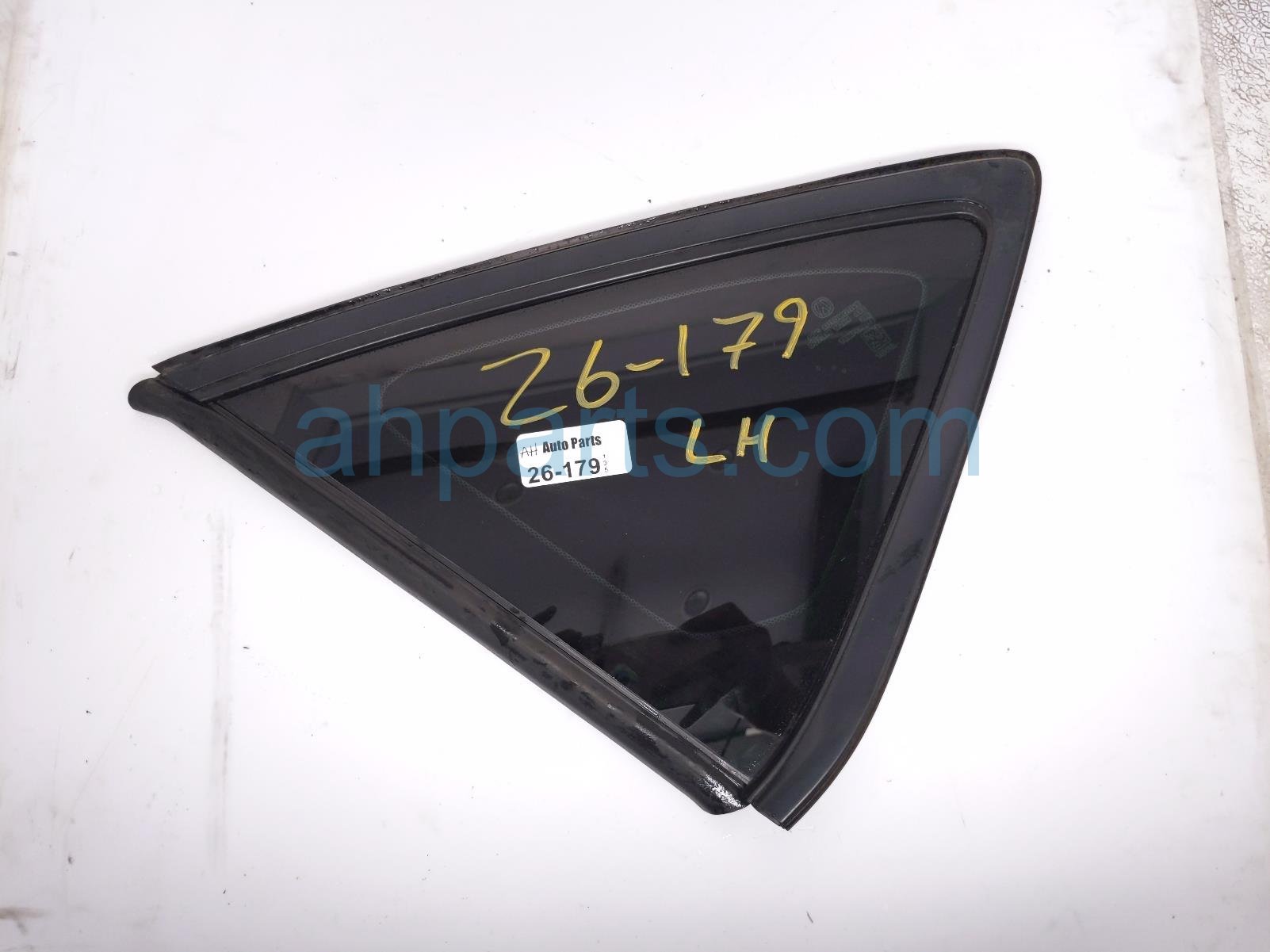 Acura LH QUARTER WINDOW GLASS