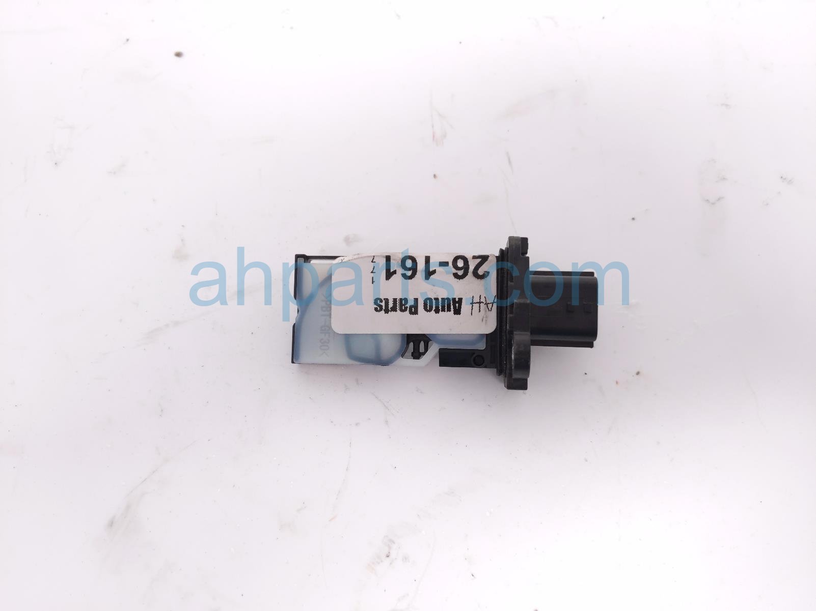Nissan MASS AIR FLOW SENSOR - 2.0L