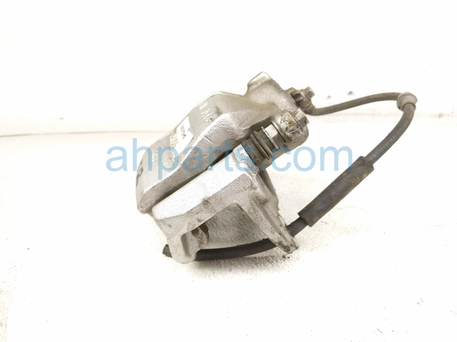 2024 Volkswagen Tiguan Front Passenger Brake Caliper 3C0 615 124 Replacement 2024 Volkswagen Tiguan Front Passenger Brake Caliper 3C0 615 124 Replacement thumbnail
