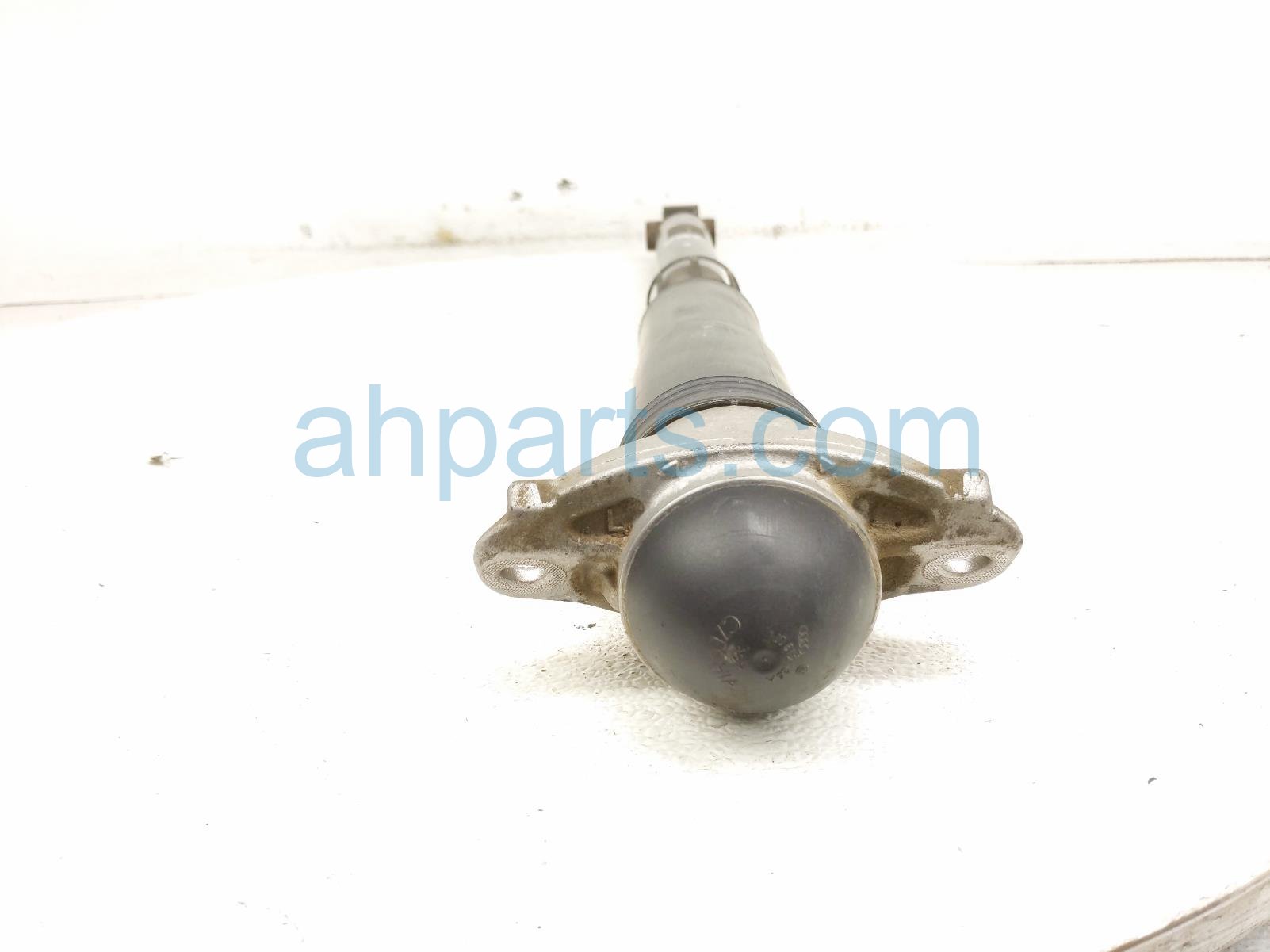 2024 Volkswagen Tiguan Strut / Spring / Rear Shock Absorber 5QN 513 049 AM Replacement 2024 Volkswagen Tiguan Strut / Spring / Rear Shock Absorber 5QN 513 049 AM Replacement thumbnail