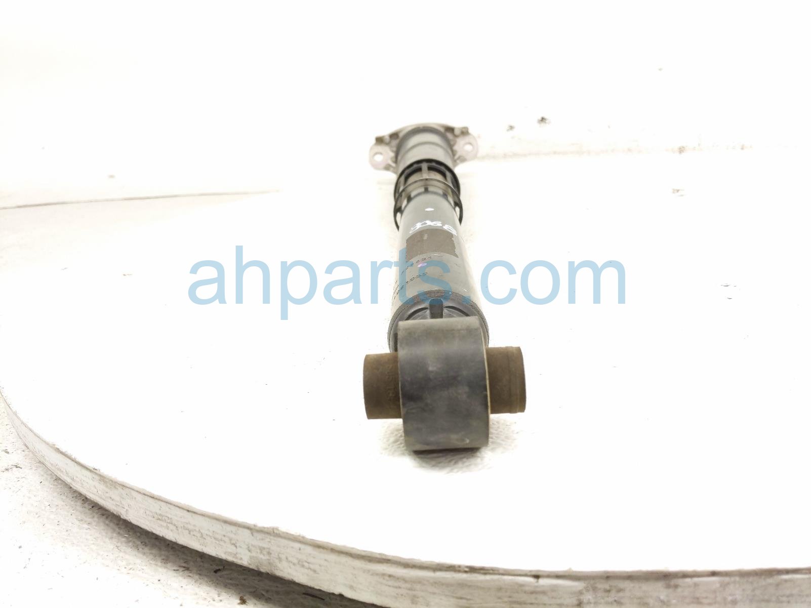 2024 Volkswagen Tiguan Strut / Spring / Rear Shock Absorber 5QN 513 049 AM Replacement 2024 Volkswagen Tiguan Strut / Spring / Rear Shock Absorber 5QN 513 049 AM Replacement thumbnail