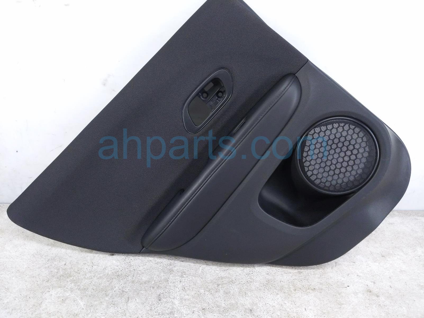 Honda RR/LH INTERIOR DOOR PANEL - BLACK