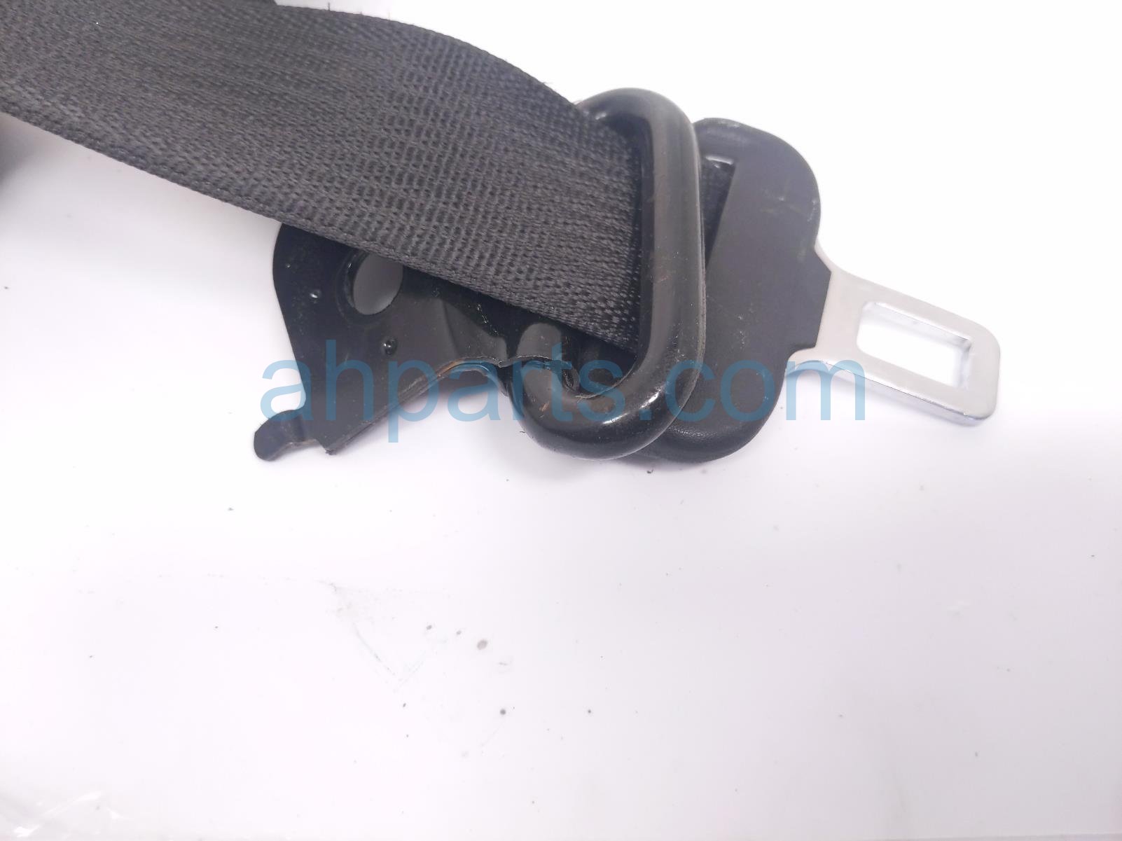 2017 Chevy Malibu Rear Driver Seat Belt Retractor Black 19355960 Replacement 2017 Chevy Malibu Rear Driver Seat Belt Retractor Black 19355960 Replacement thumbnail