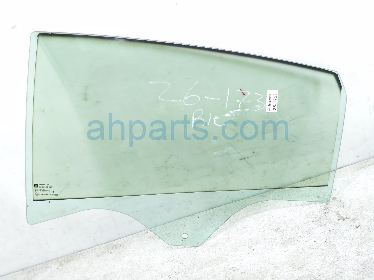 2017 Chevy Malibu Rear Driver Door Glass Window 22977469 Replacement 2017 Chevy Malibu Rear Driver Door Glass Window 22977469 Replacement thumbnail