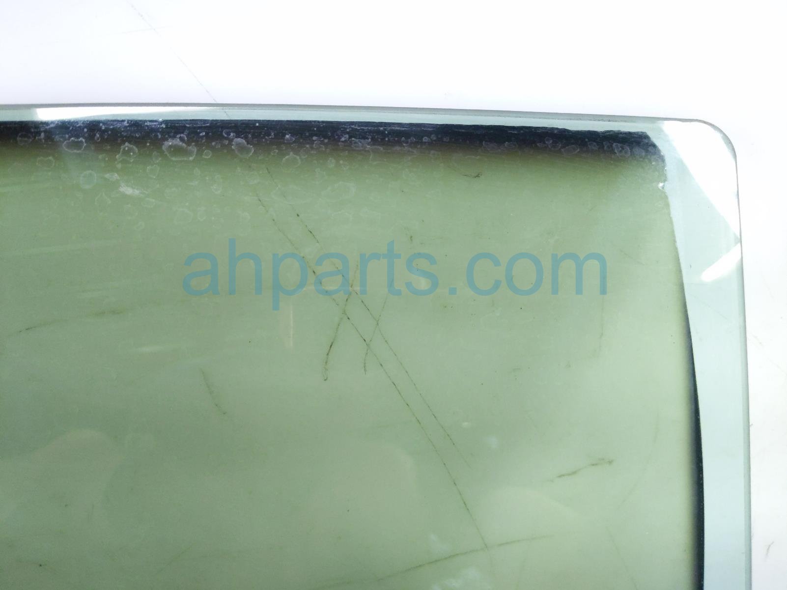 2017 Chevy Malibu Rear Passenger Door Glass Window 22977470 Replacement 2017 Chevy Malibu Rear Passenger Door Glass Window 22977470 Replacement thumbnail