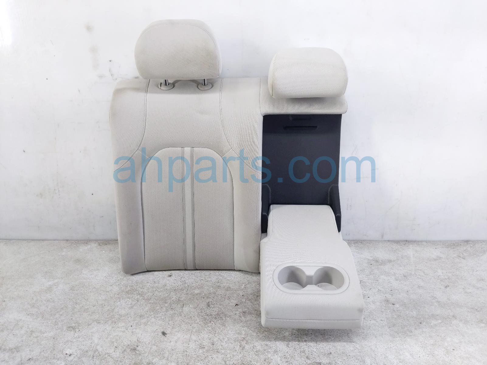 2024 Hyundai Sonata (2nd Row) Rear Seat Backrest Grey 89450 L1500 Replacement 2024 Hyundai Sonata (2nd Row) Rear Seat Backrest Grey 89450 L1500 Replacement thumbnail