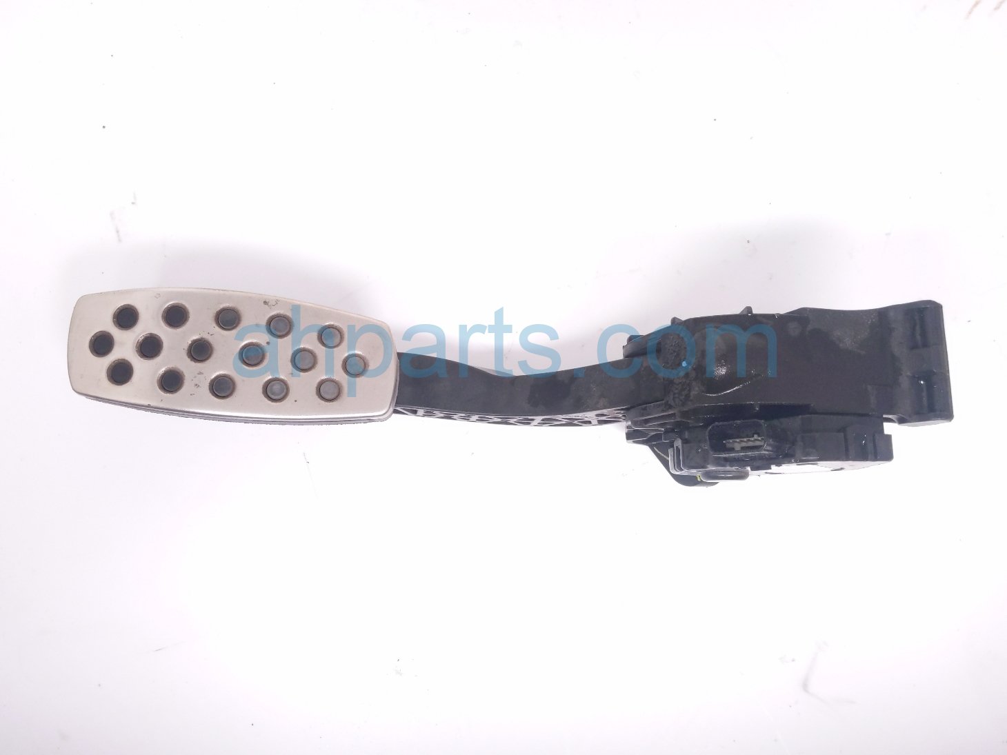 2017 Chevy Malibu Gas / Accelerator Pedal Assy Fl 42914503 Replacement 2017 Chevy Malibu Gas / Accelerator Pedal Assy Fl 42914503 Replacement thumbnail