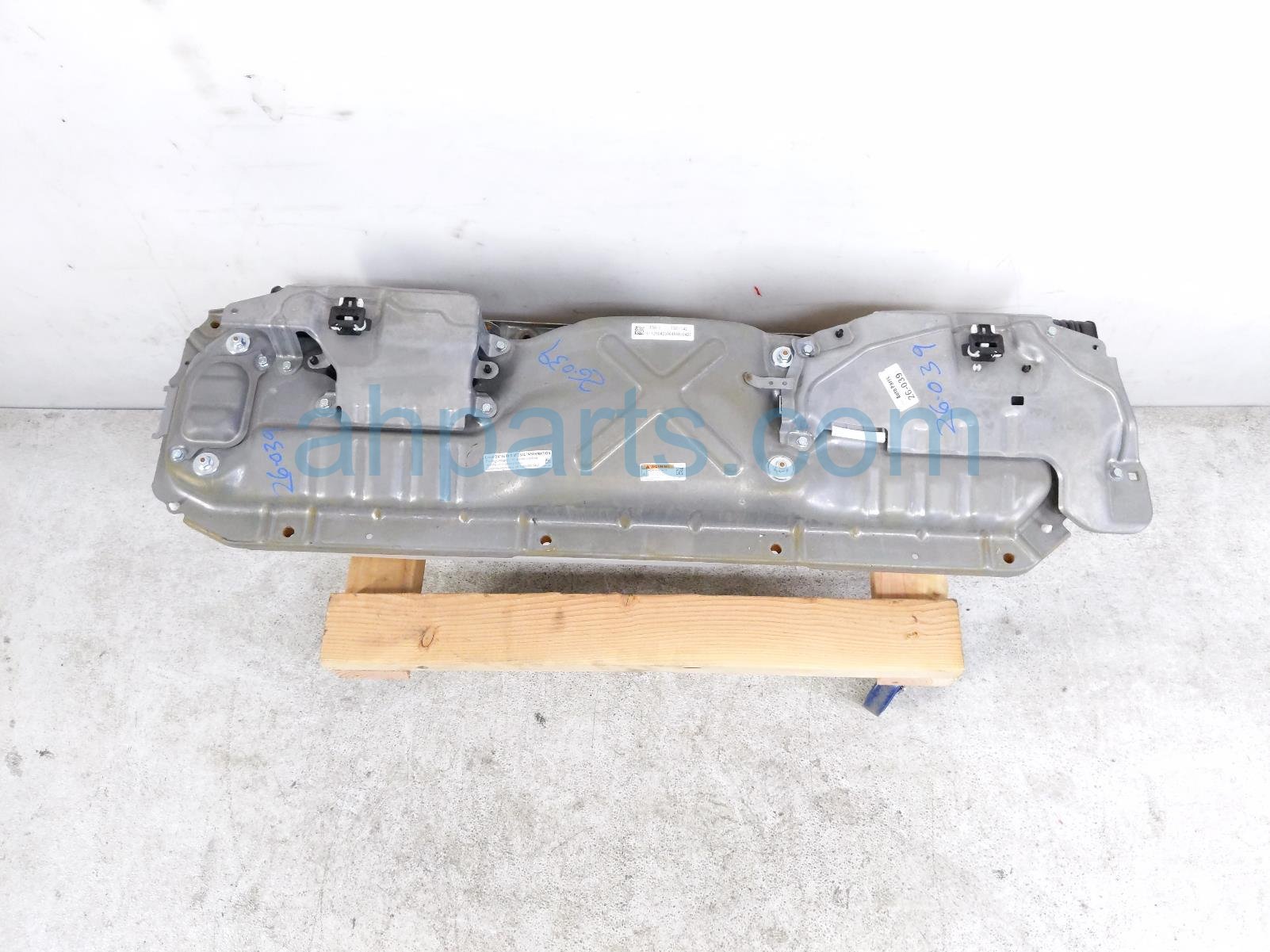 $1250 Honda HYBRID BATTERY - 3K MI