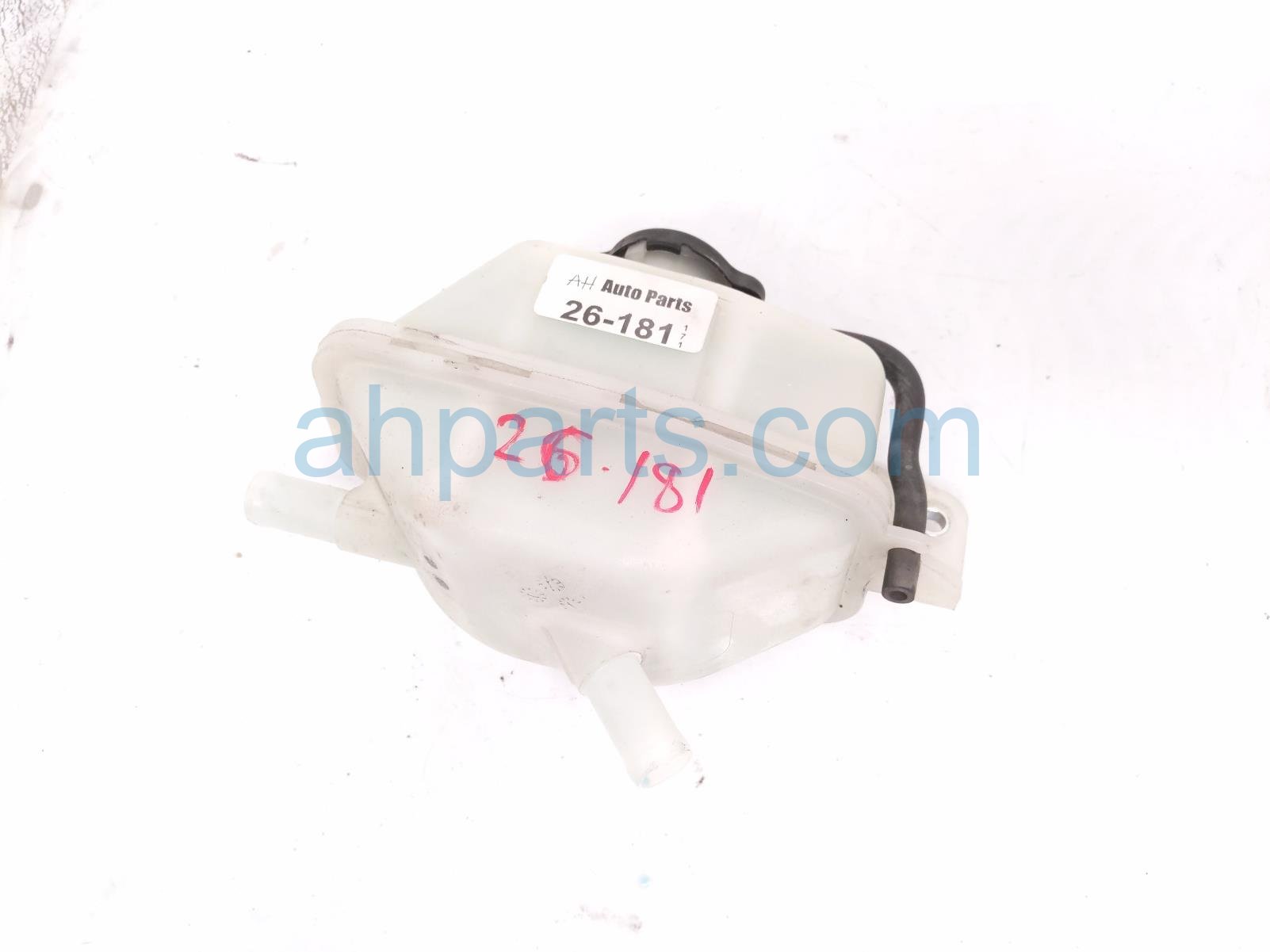 2018 Honda Clarity Coolant Overflow Reservoir Tank 1J163 5WJ A01 Replacement 2018 Honda Clarity Coolant Overflow Reservoir Tank 1J163 5WJ A01 Replacement