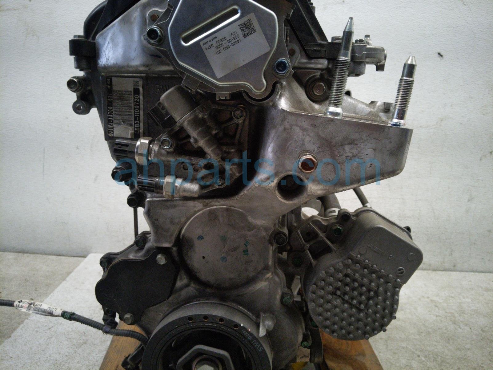 2018 Honda Clarity Long Block Engine / Motor = 96k Mi 10002 5WJ A03 Replacement 2018 Honda Clarity Long Block Engine / Motor = 96k Mi 10002 5WJ A03 Replacement thumbnail