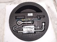 Honda 3 TOOLS + SCISSOR JACK W/FOAM TRAY Honda 3 TOOLS + SCISSOR JACK W/FOAM TRAY