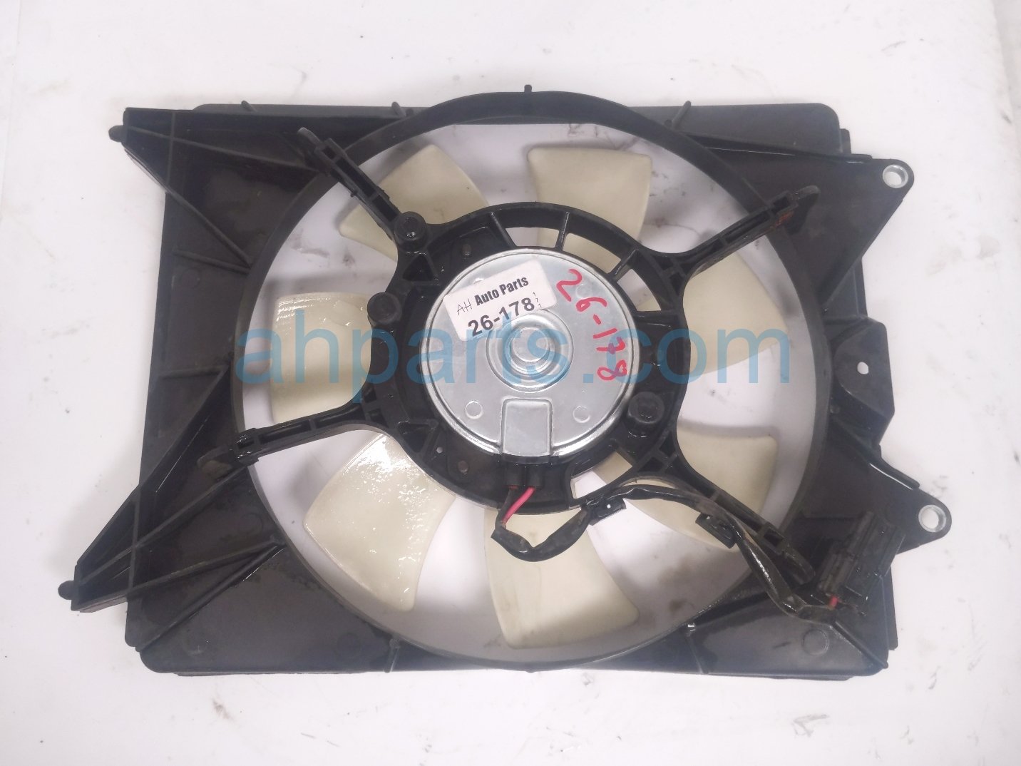 Honda RH AC CONDENSER FAN ASSEMBLY