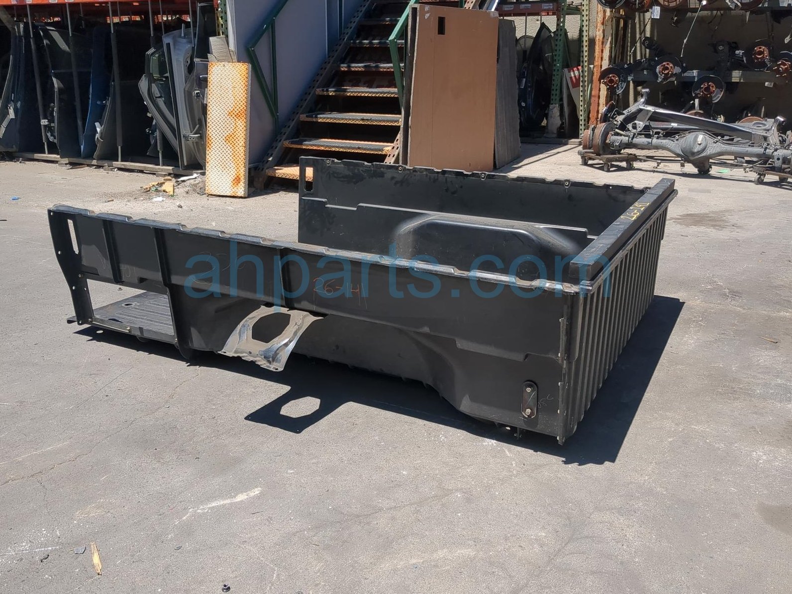 Toyota REAR BED BOX - WHITE LONG BED