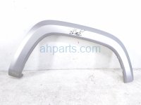 Toyota FR/RH WHEEL OPENING MOLDING - SILVER Toyota FR/RH WHEEL OPENING MOLDING - SILVER