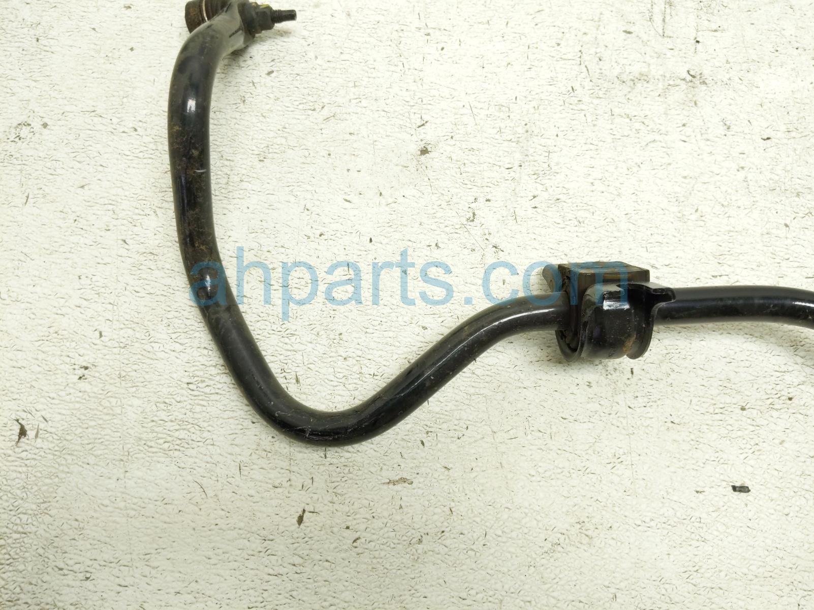 2026 Chevy Equinoxev Rear Stabilizer / Sway Bar W/links 86548146 Replacement 2026 Chevy Equinoxev Rear Stabilizer / Sway Bar W/links 86548146 Replacement thumbnail