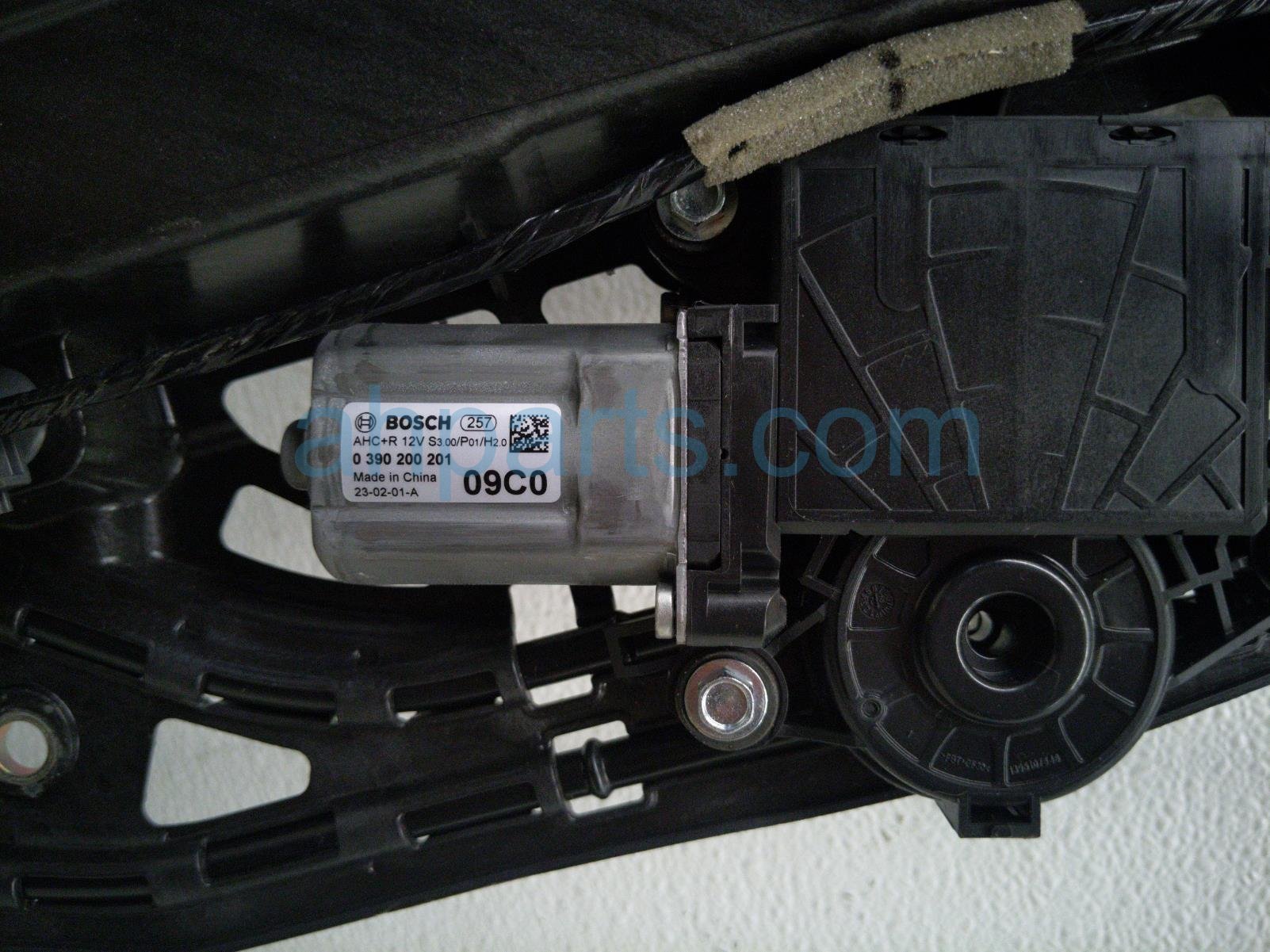 2023 Honda Accord Sunroof Track Assy W/motor & Shade 70100 30A A01 Replacement 2023 Honda Accord Sunroof Track Assy W/motor & Shade 70100 30A A01 Replacement thumbnail