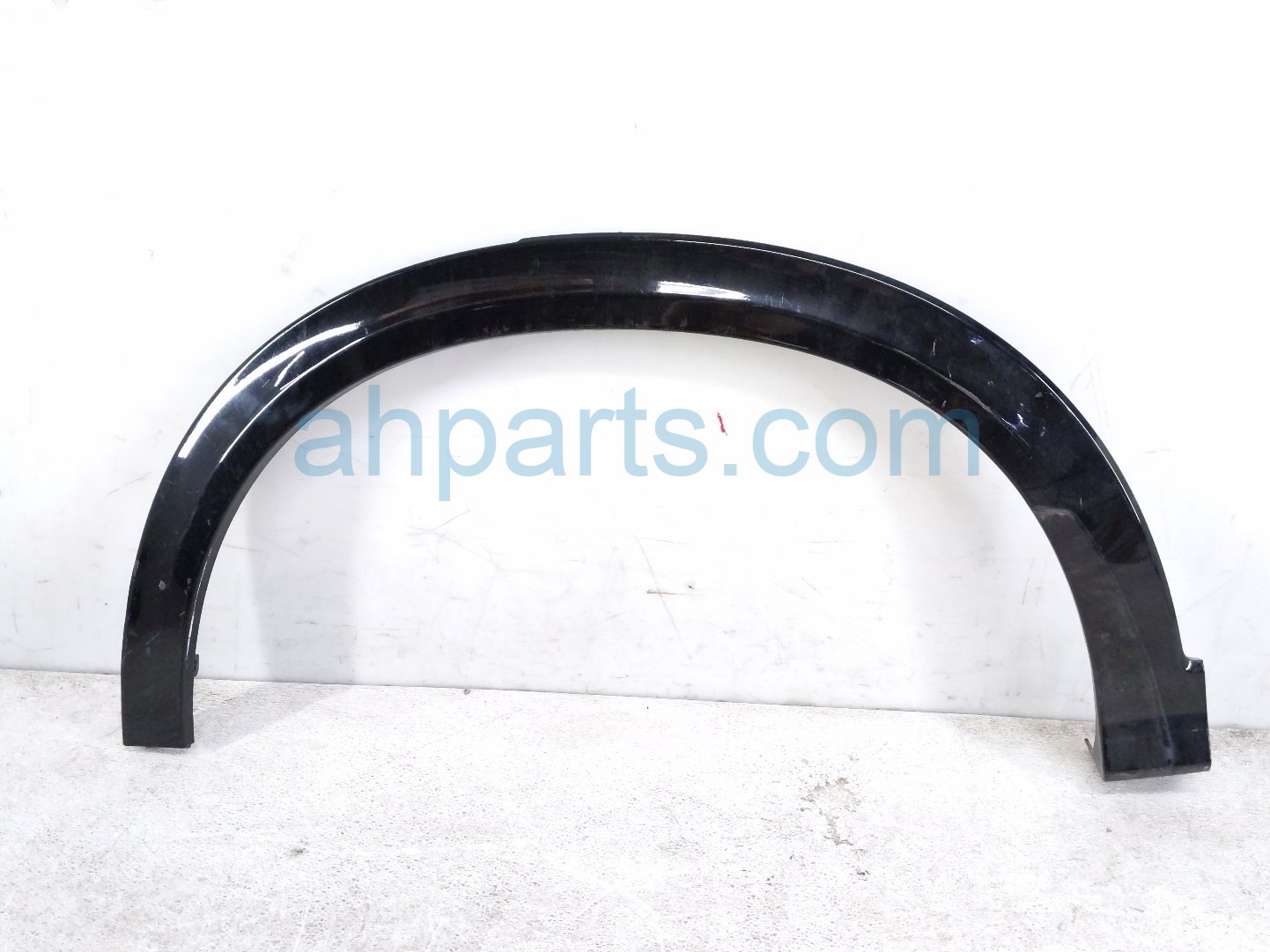 Honda RR/LH WHEEL OPENING MOLDING - BLACK